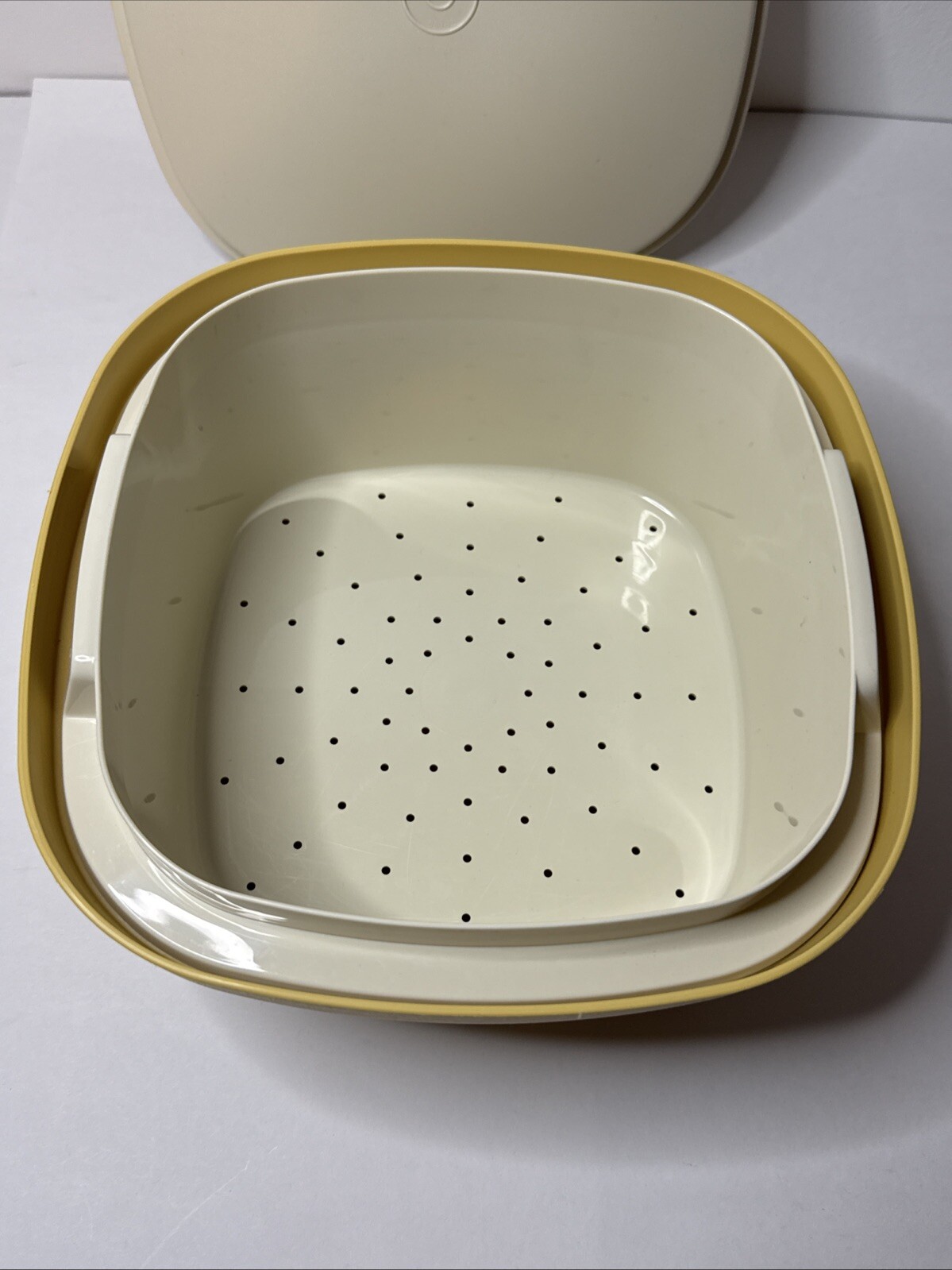 Vintage Tupperware Steamer Set with 888-12 Base, 887-12 Insert, 889-11 Lid