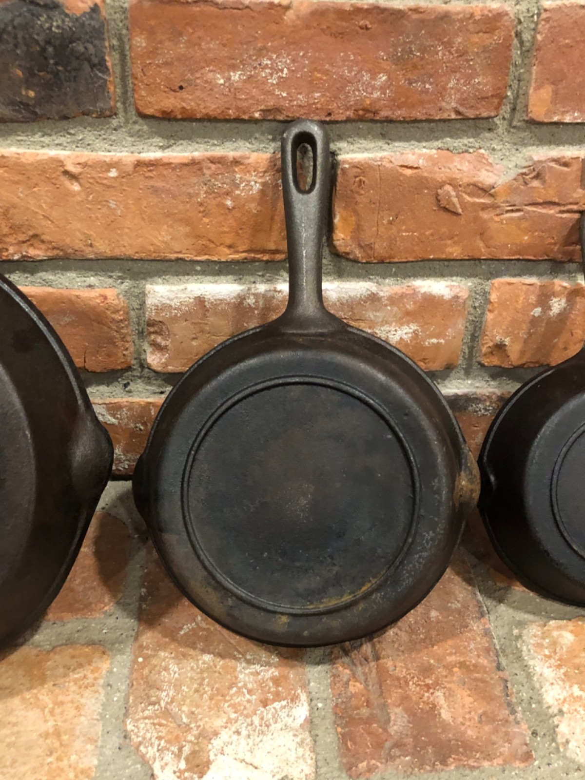 Vintage Unmarked Cast Iron Skillets Pans Lot of 3