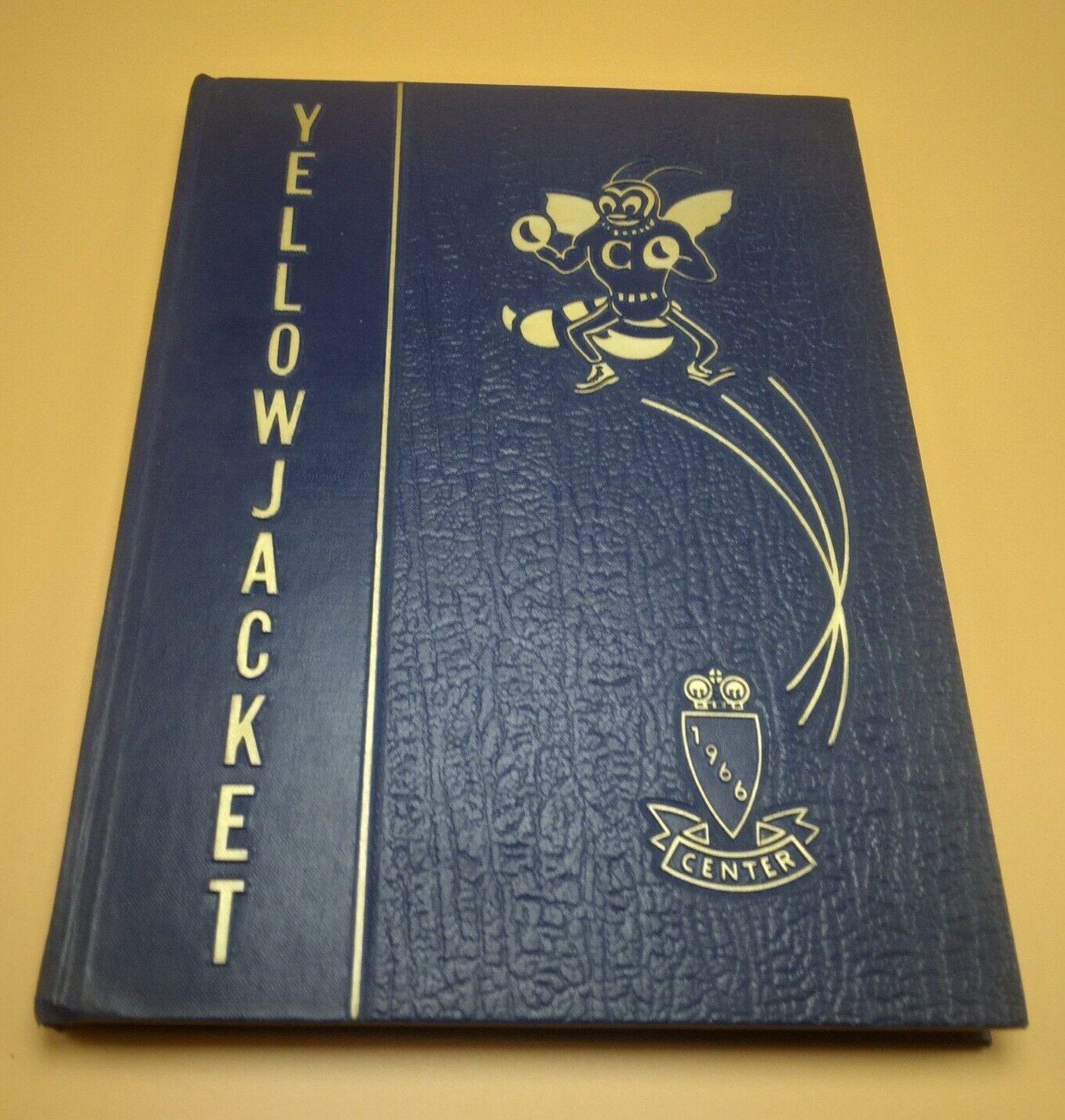Yearbook Center High School Kansas City, MO Yellowjackets 1966 W/Spring Insert
