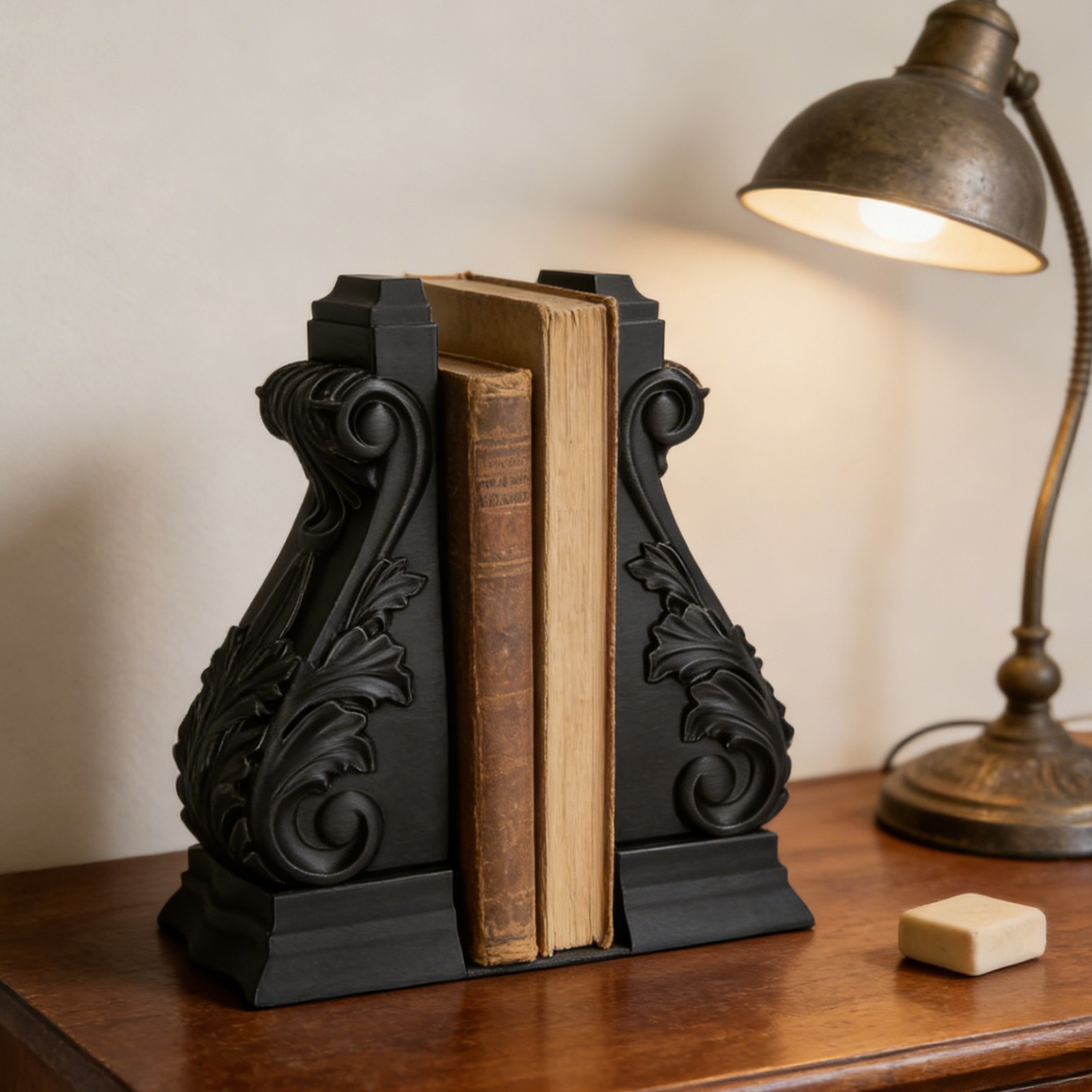 Geometric Roman Column Bookends Pair – Black Plastic 4.13 × 7.09 In