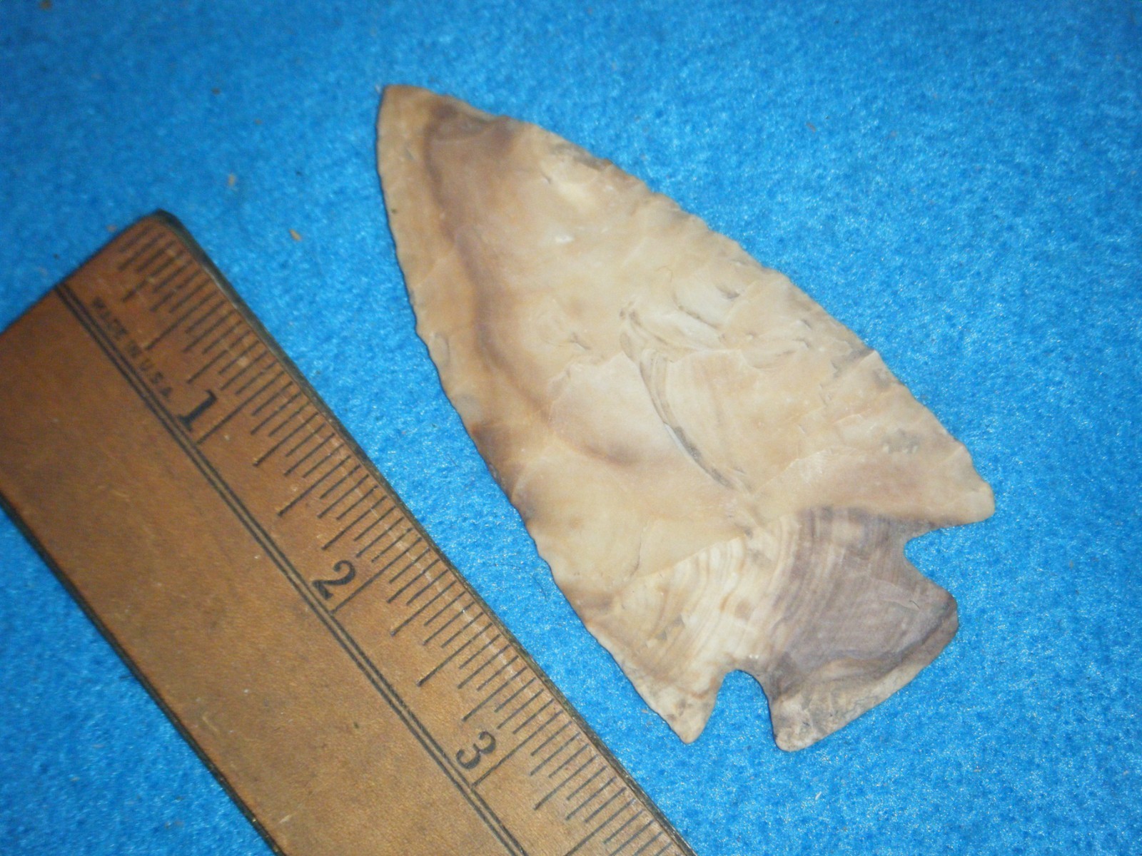 3 5/8 in. INDIAN ARROWHEAD KIRK FROM GILBERTOWN AL.