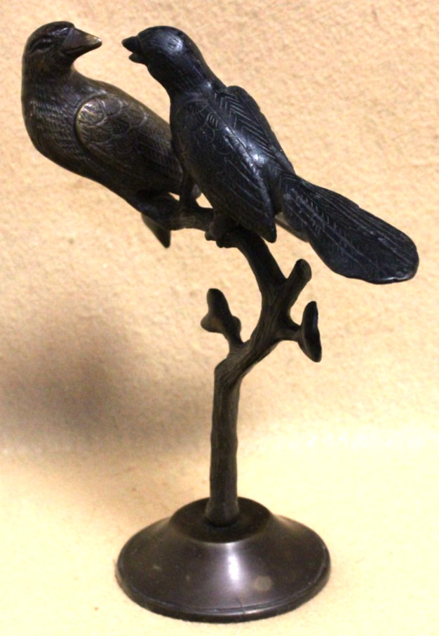 Love Birds Sitting On A Tree Branch 9″ Metal Sculpture/Figurine