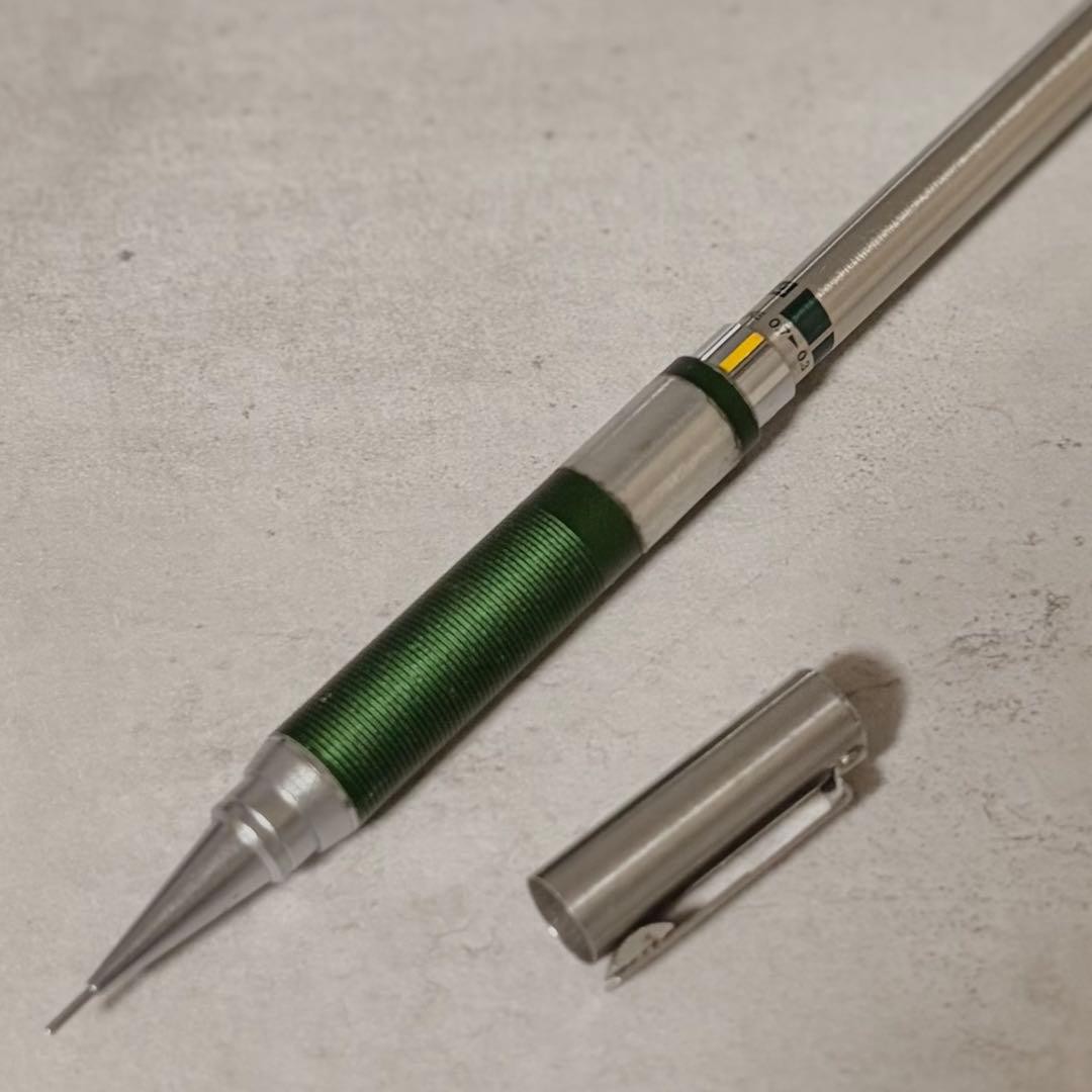TOMBOW Variable 0.4 Mechanical Pencil