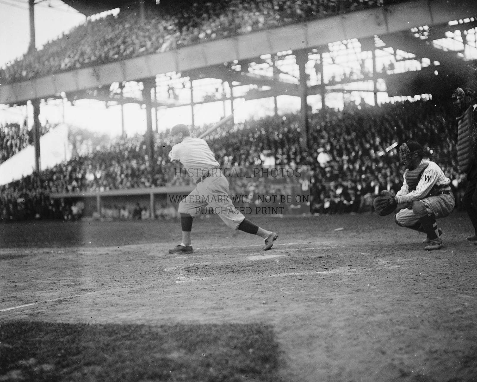 BABE RUTH BASEBALL BATTER BAT SMASH STADIUM CROWD 1930S 8X10 PHOTO