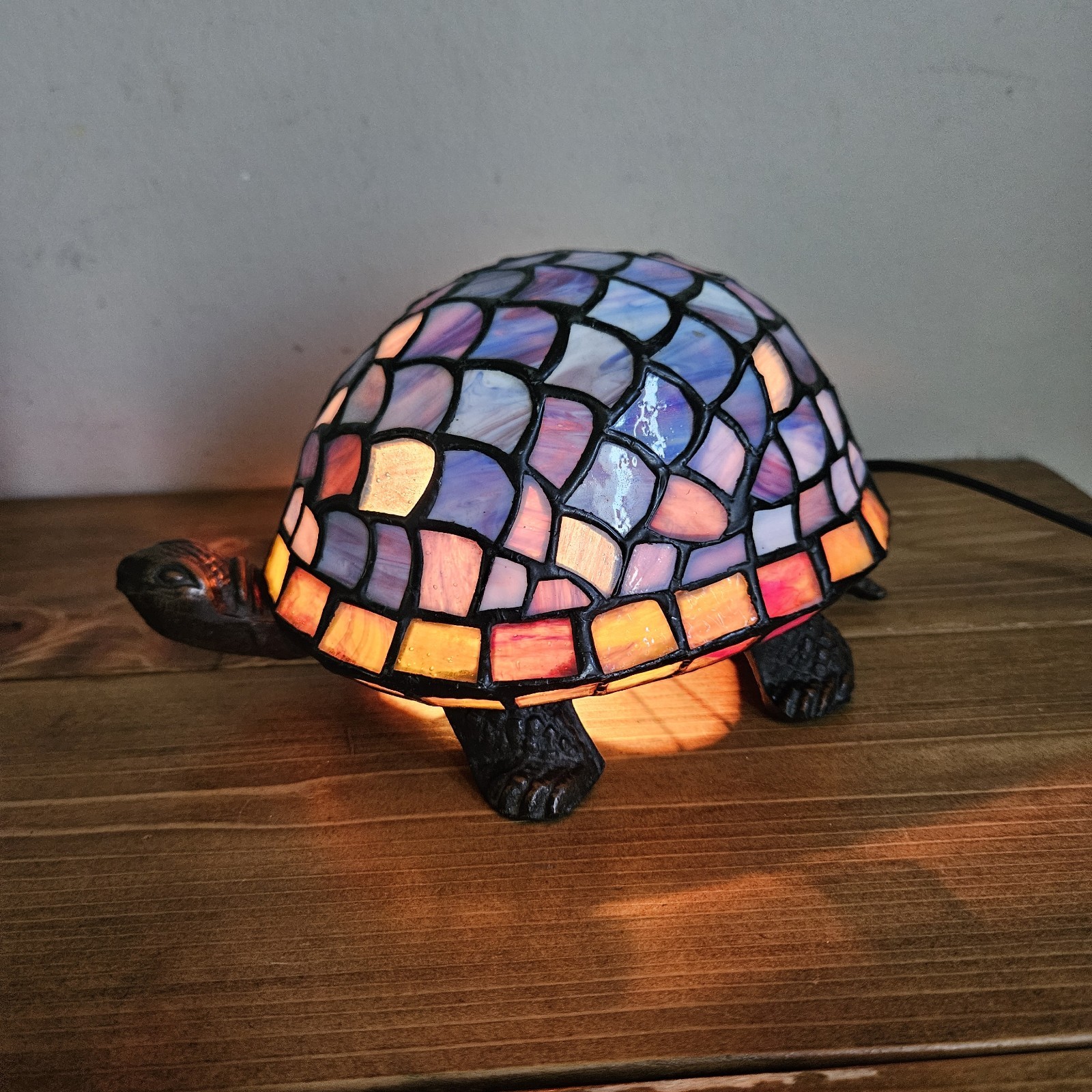 Vintage Tiffany Style Stained Glass Turtle Portable Table Lamp Purple Tortoise