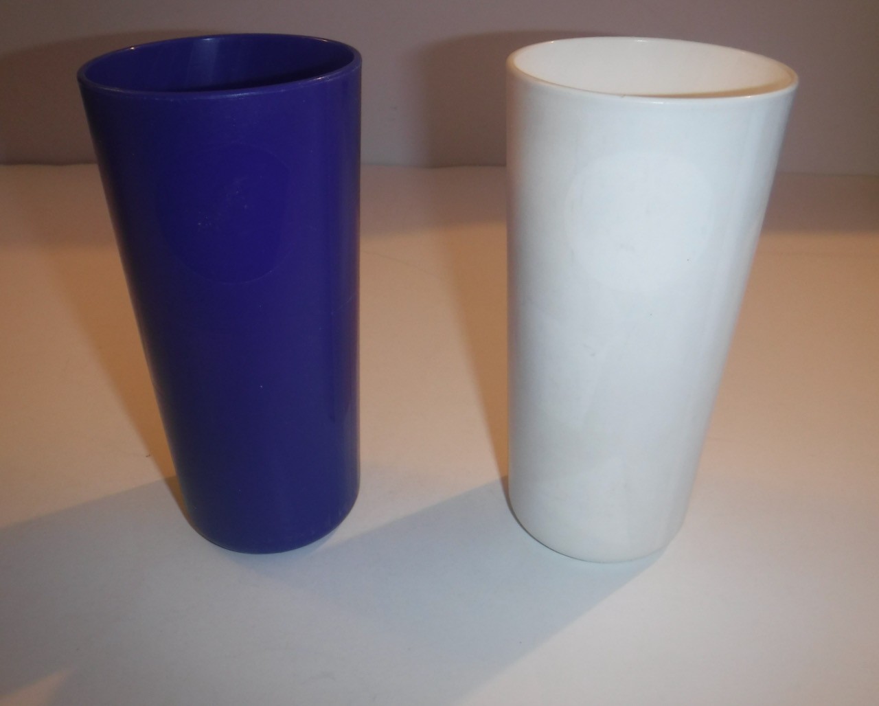 Lot of 6 Tupperware 14 oz. Celebration Series 14 Oz Tumblers 2663 Blue & White