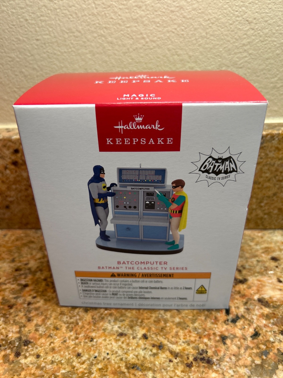 2026 HALLMARK – BATCOMPUTER – BATMAN – WITH LIGHT & SOUND KEEPSAKE ORNAMENT