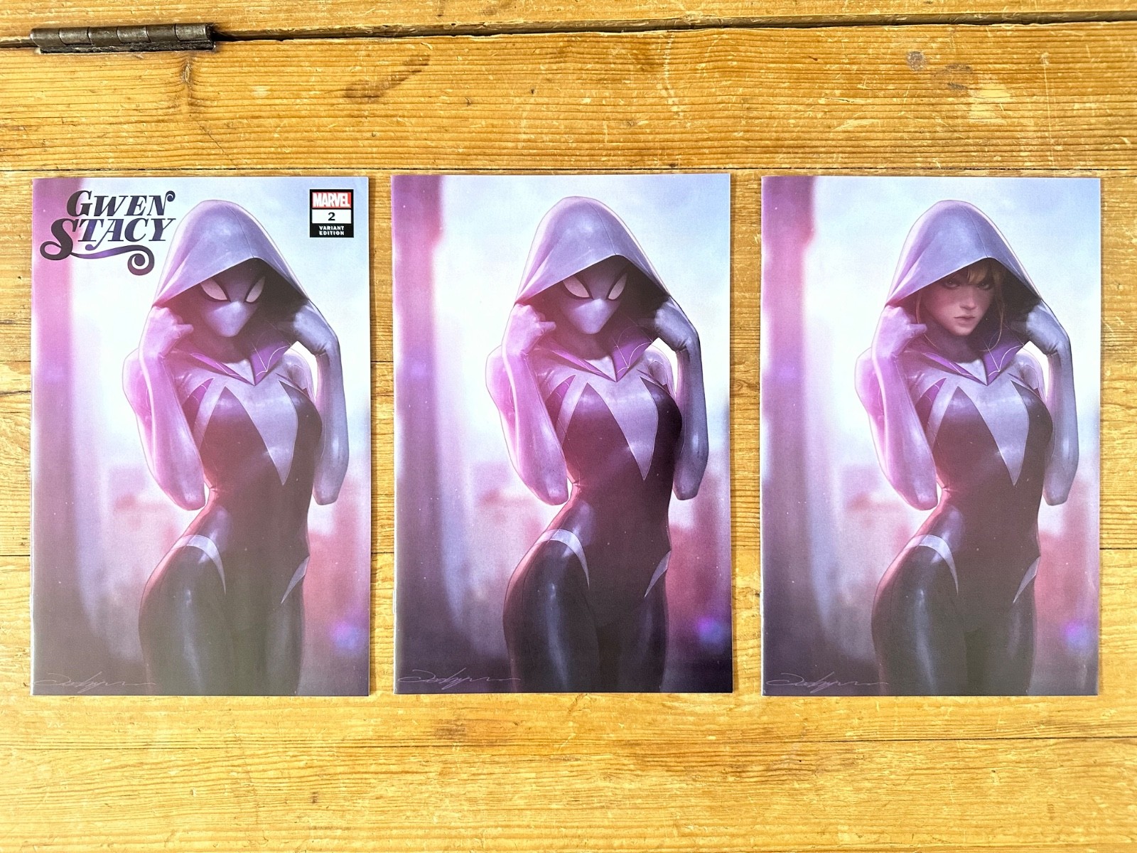 Gwen Stacy #2 Jeehyung Lee Trade Variant, Masked, & Unmasked Virgin Set 2020!!