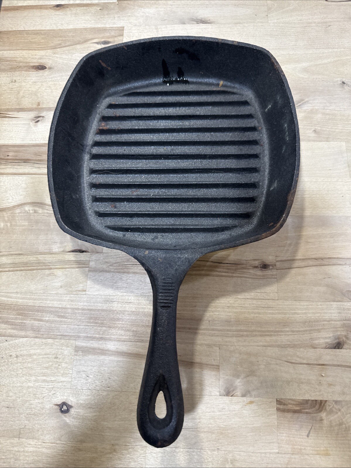 Emeril Lagasse Cast Iron 10″ Square Skillet Grill Ribbed Griddle Pan