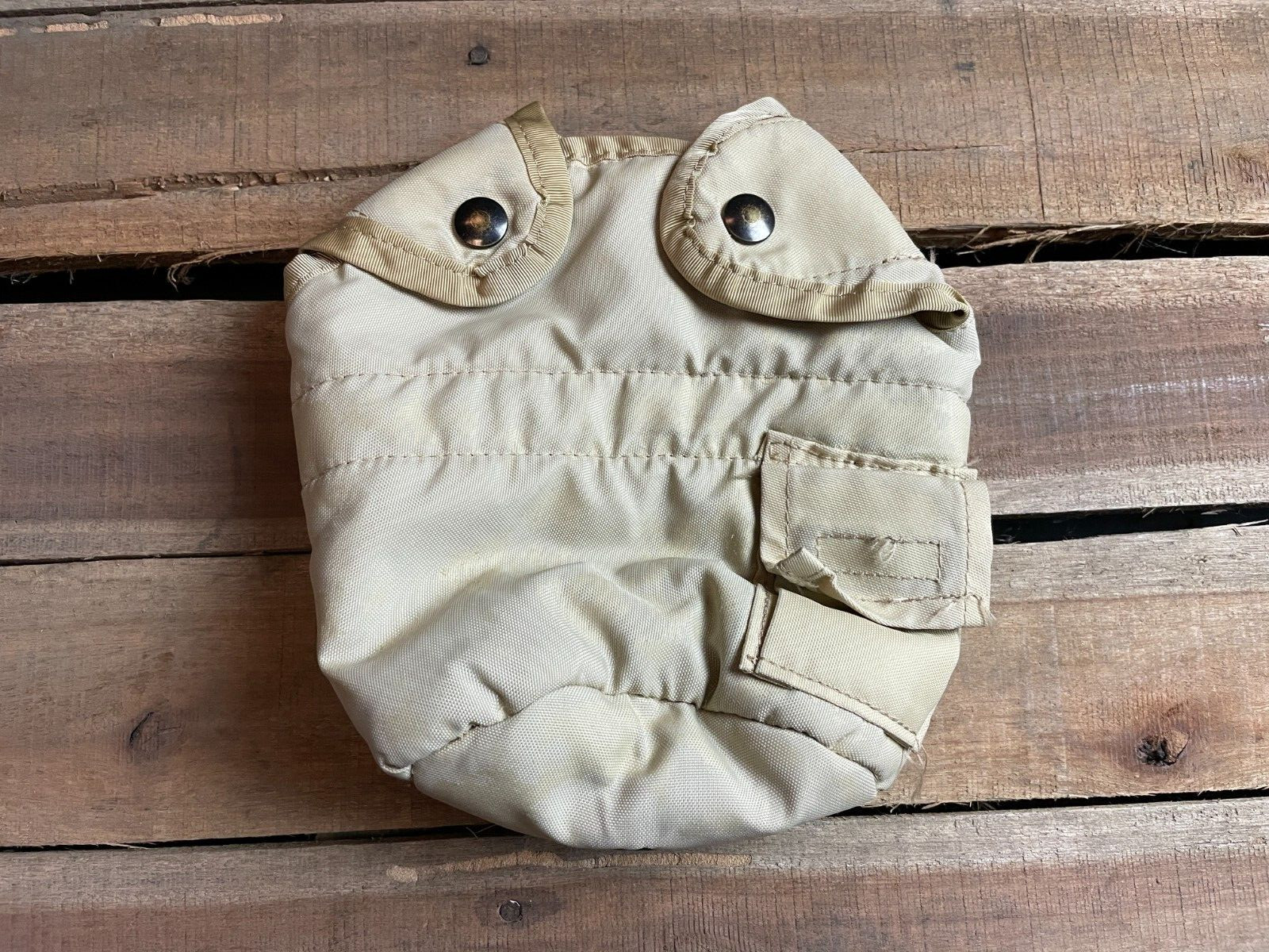 US Military LIGHT DESERT TAN 1QT CANTEEN COVER w/ ALICE CLIPS KEEPER VGC