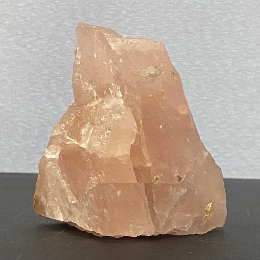 Rose Quartz Crystal Mineral Specimen Display Piece 3.5in Tall 14.8 oz