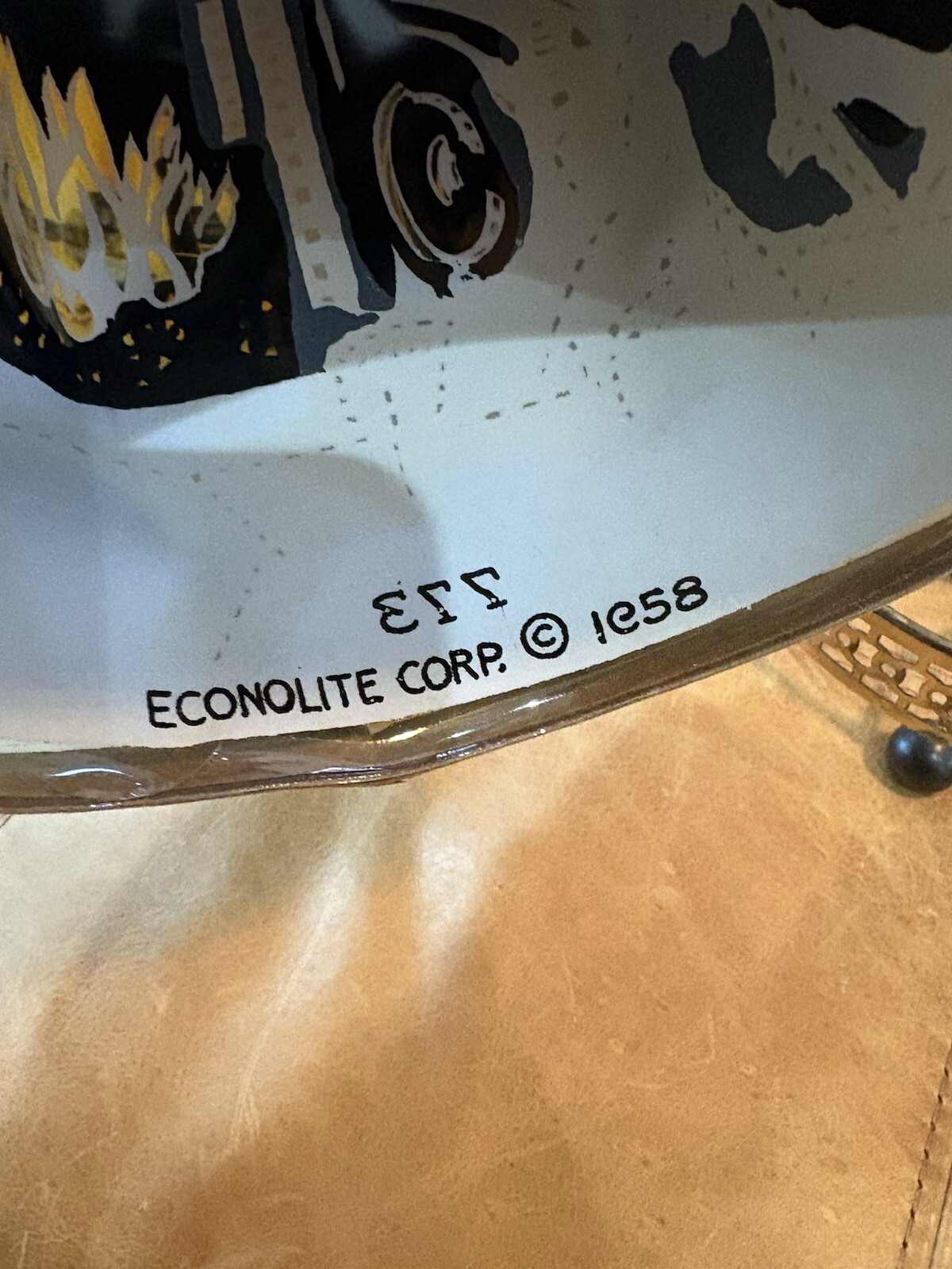 Rare Econolite Motion Lamp 1958 Oval Shaped Cozy Fireplace Cat & Family Hearth