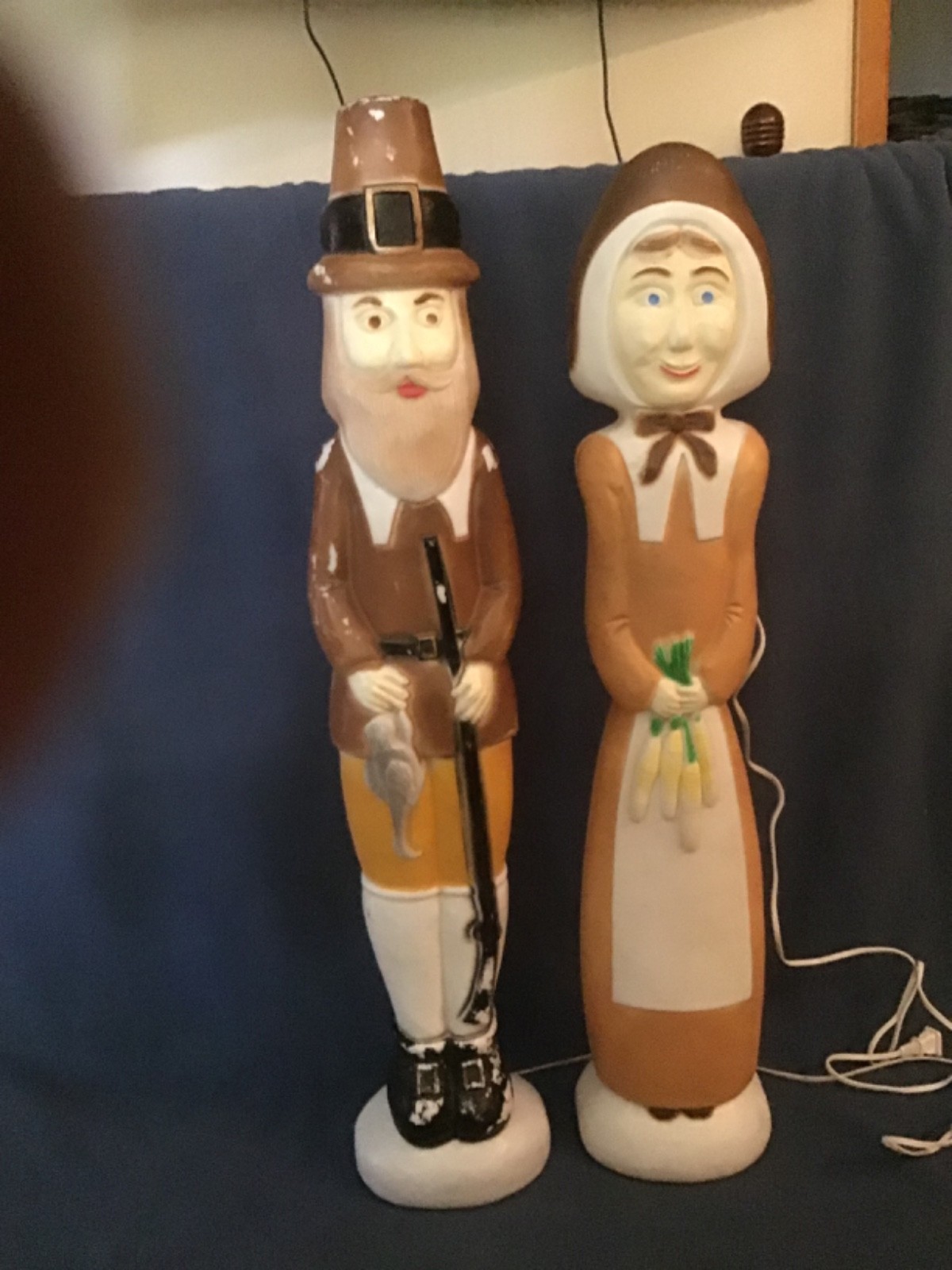 Vintage Pilgrims Man Woman Blow Molds Don Featherstone With Light Union Products