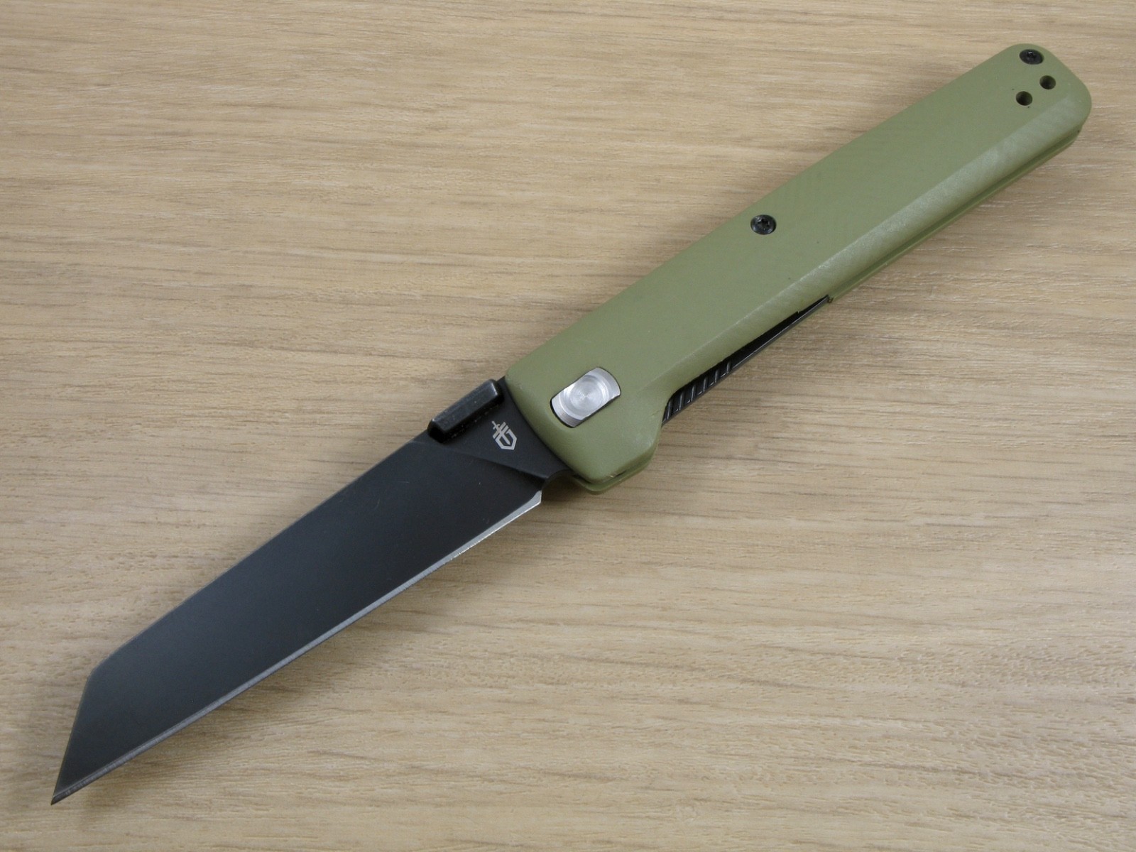 Gerber Pledge Knife, Lichen Green & Black, Reverse Tanto, Liner Lock – Very Good