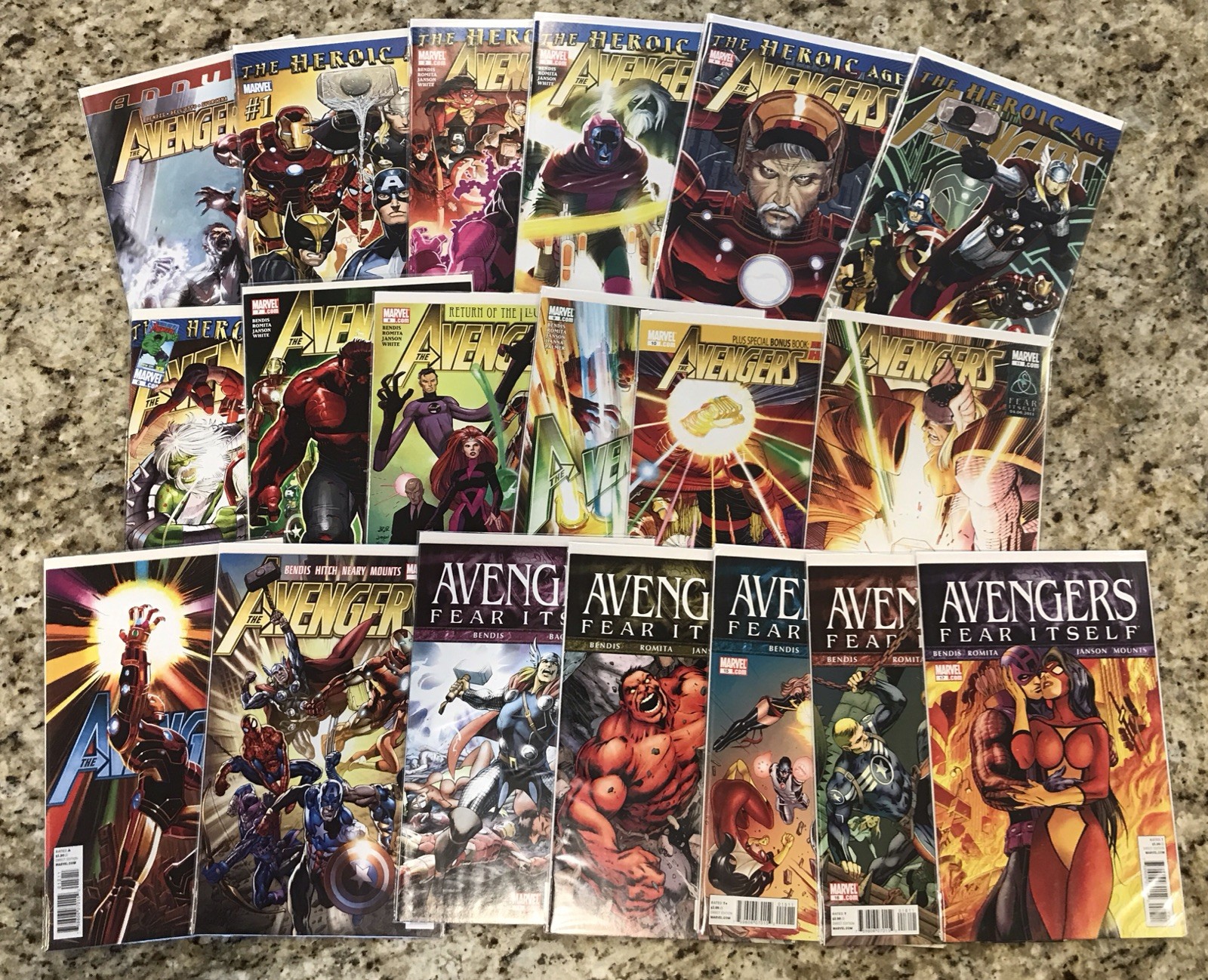 Marvel AVENGERS (Volume 4 – 2010) # 1 – 17 & Annual # 1, 19 Comics, Bendis VF/NM