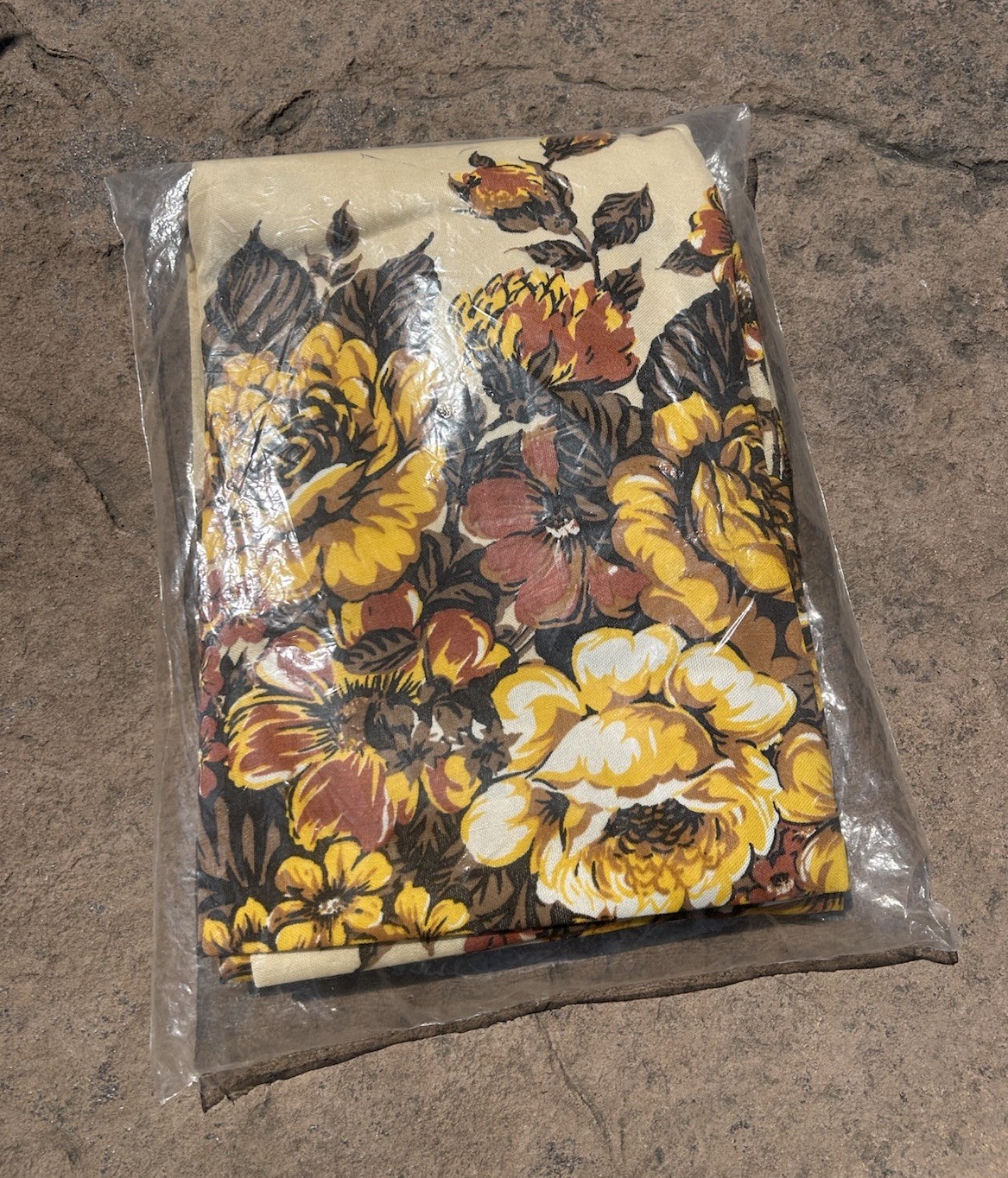 Vintage Dolly Madison 1970s Fashion Throws Floral Seat Cover Deadstock NIP