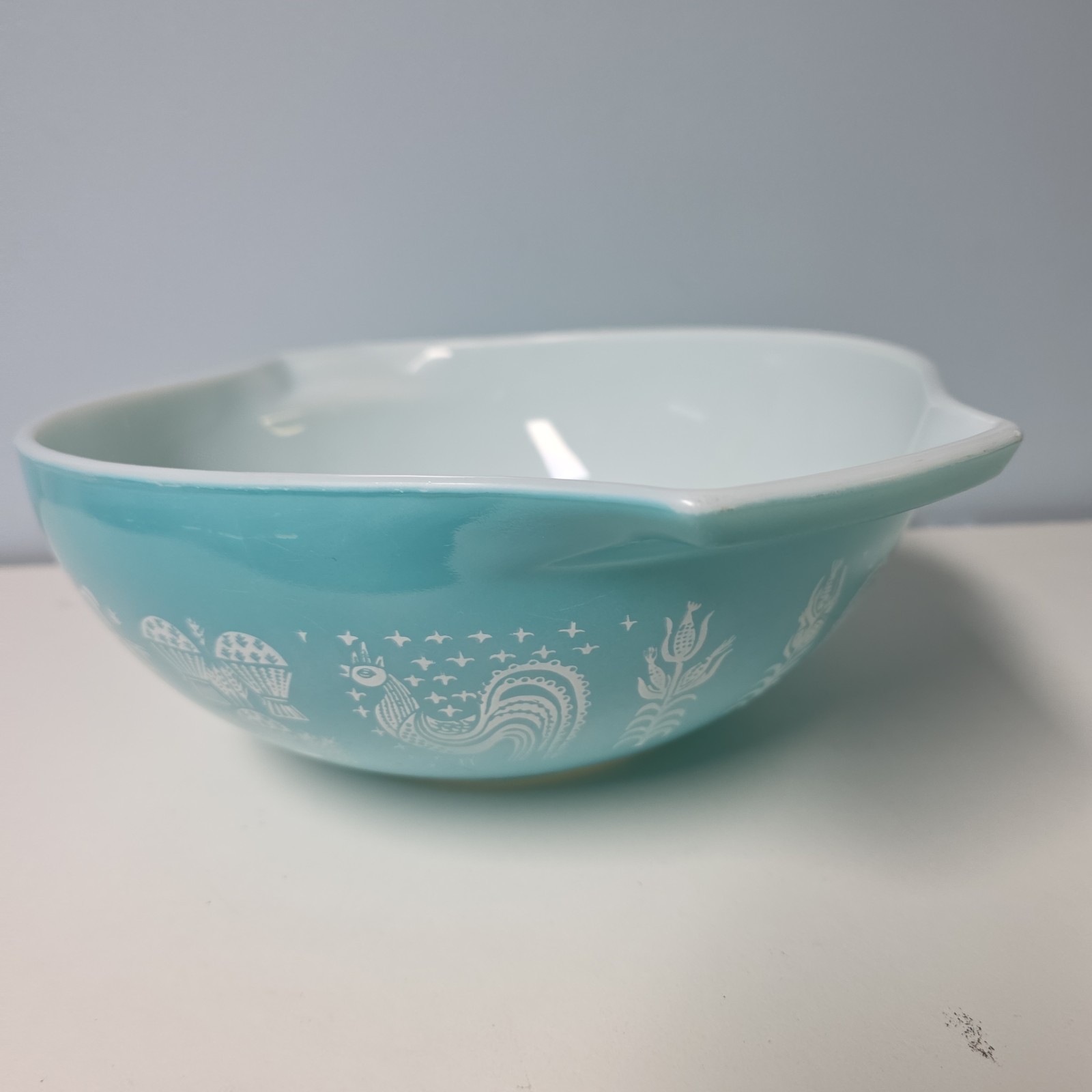 Vintage Pyrex Amish Cinderella Butterprint Mixing Bowl, Turquoise, 4 quart #444