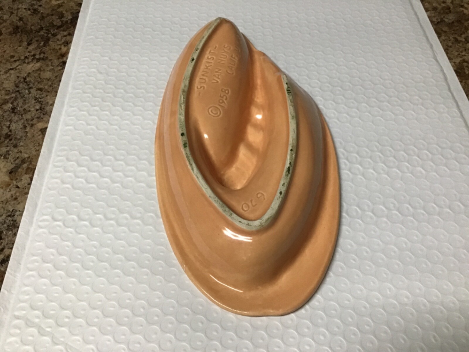 Vintage 1958 Sunkist Van Nuys Calif. U.S.A. Ceramic Glazed Ashtray #670