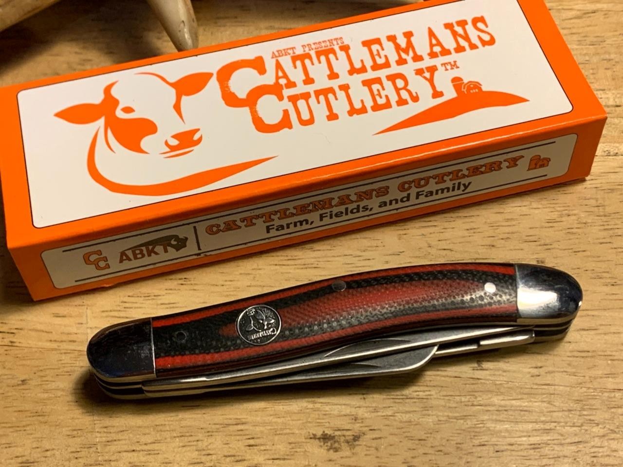 Cattleman’s Cutlery Black and Red G10 Stockman 3 1/2″ Pocketknife CC0001GRD