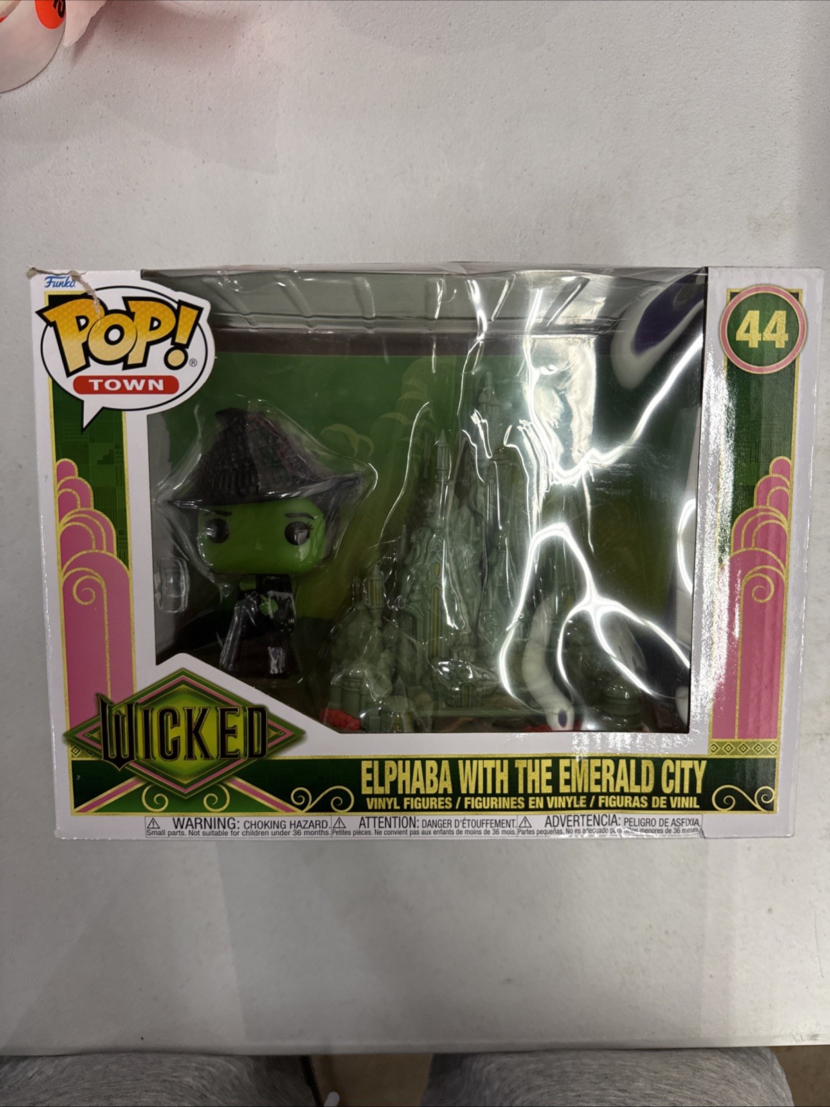 Elphaba With The Emerald City – Wicked – 44 – Pop! Town – Funko