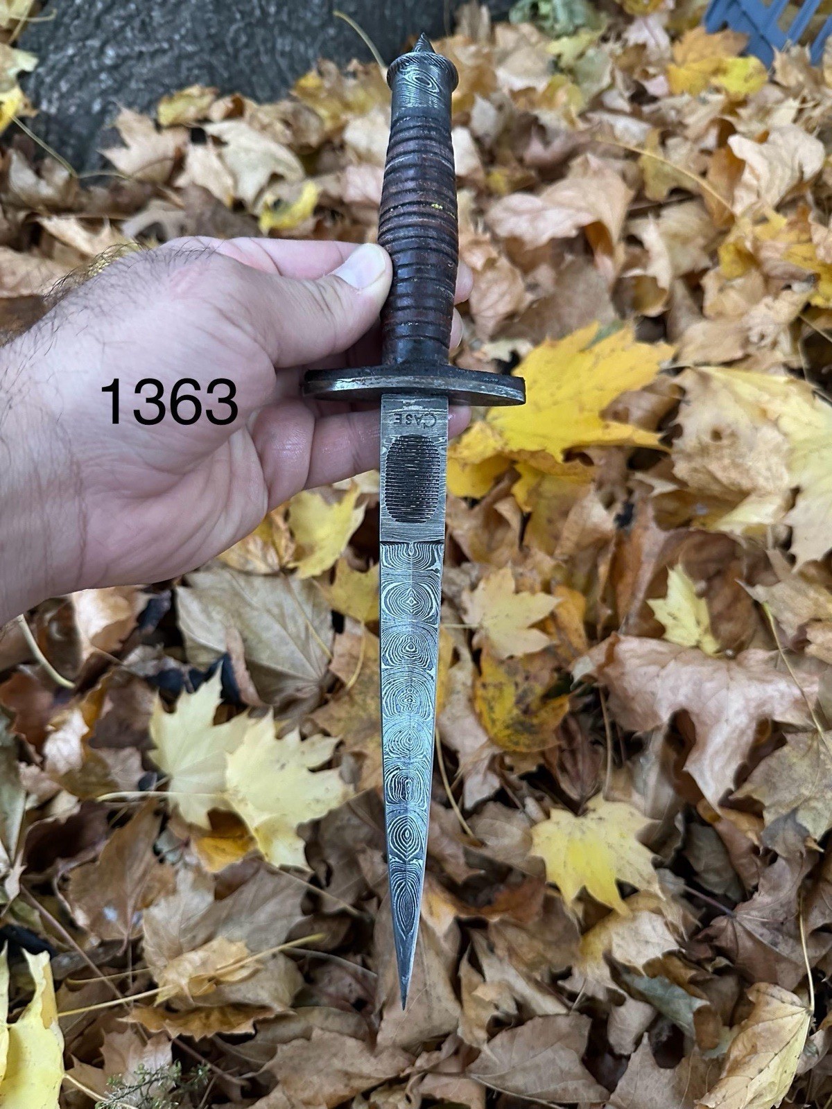 Vintage CASE V-42 Dagger US Forces WWII Knife – Damascus Double Edge Blade