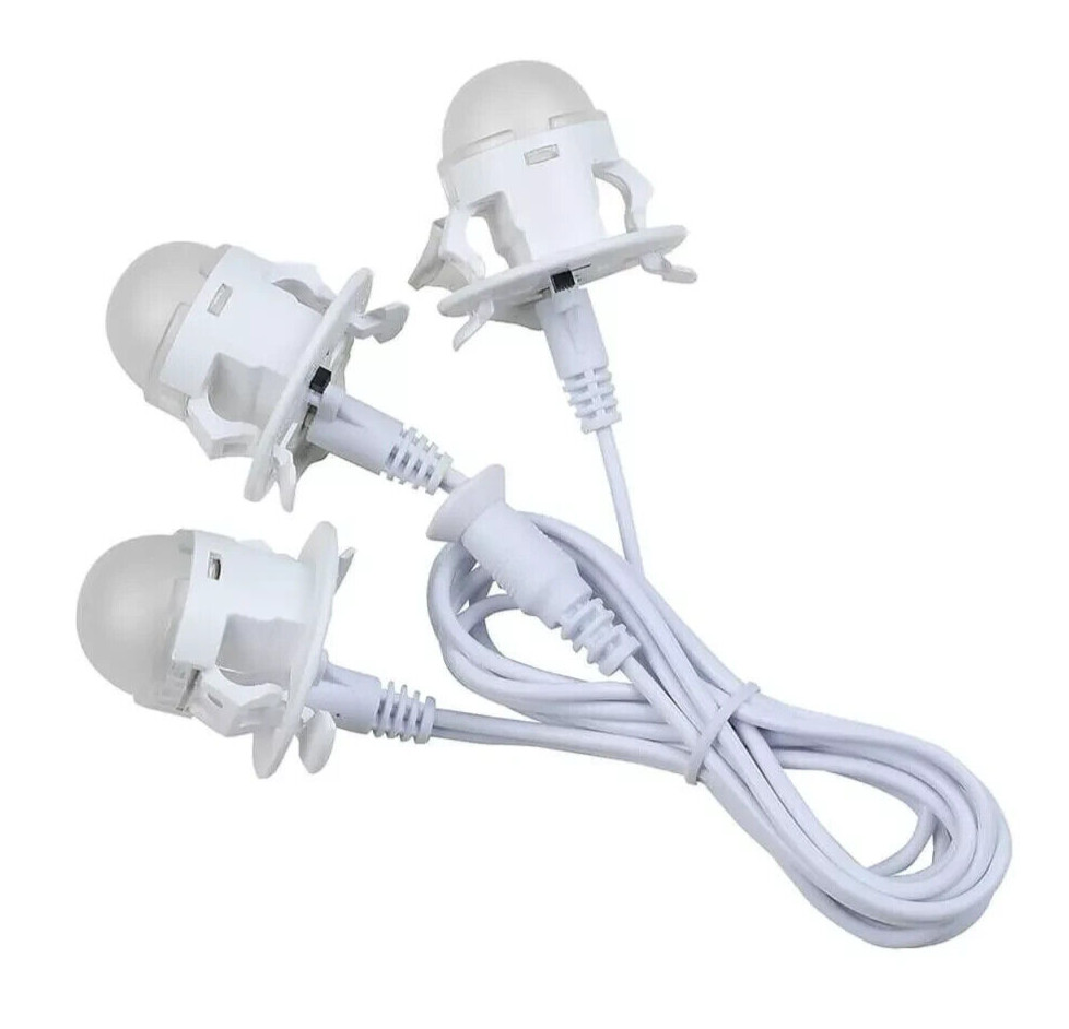Lemax Christmas Village Accessory Three LED Light String Moonlander 44342
