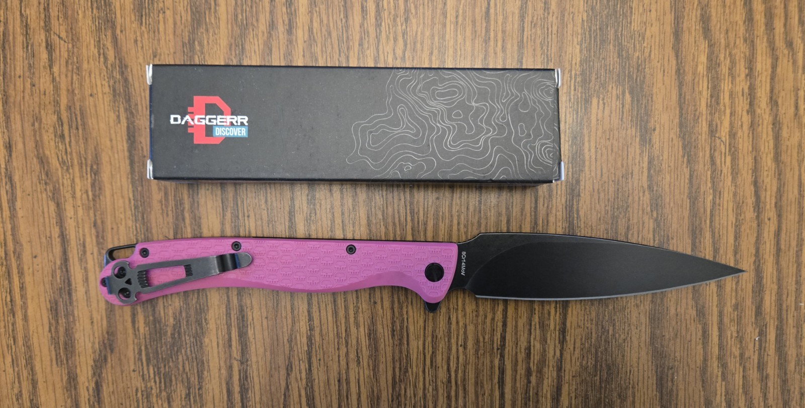 NEW IN BOX DAGGERR KNIVES DISCOVERY SERIES PERO PINK AND BLACK STONEWASHED
