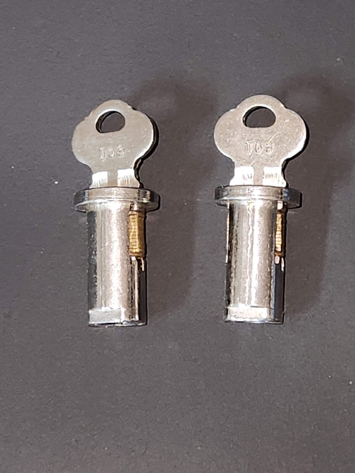TWO LOCKS FOR VICTOR, SILVER KING, REGAL, ETC 5/16″ THREAD – 019