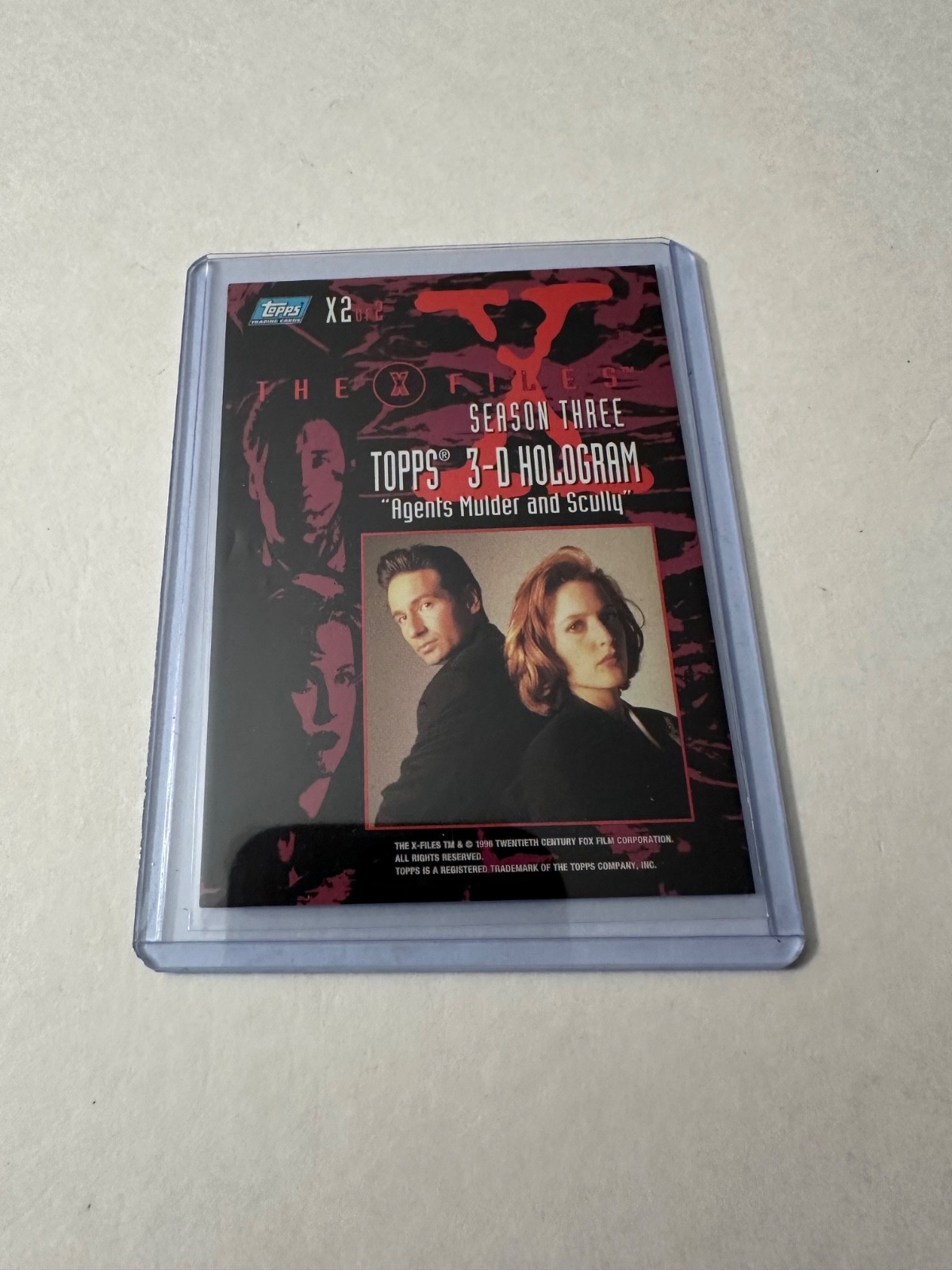 THE X FILES Season Three 3-D HOLOGRAM Card #X2 Topps – 1996!