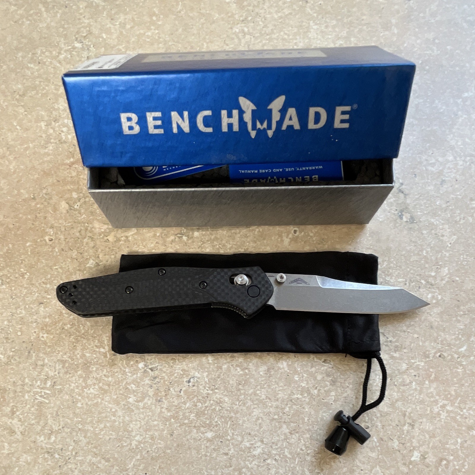 Benchmade 940-1 Osborne Carbon Fiber CPM-S90V Axis Lock 3in Plain Reverse Tanto