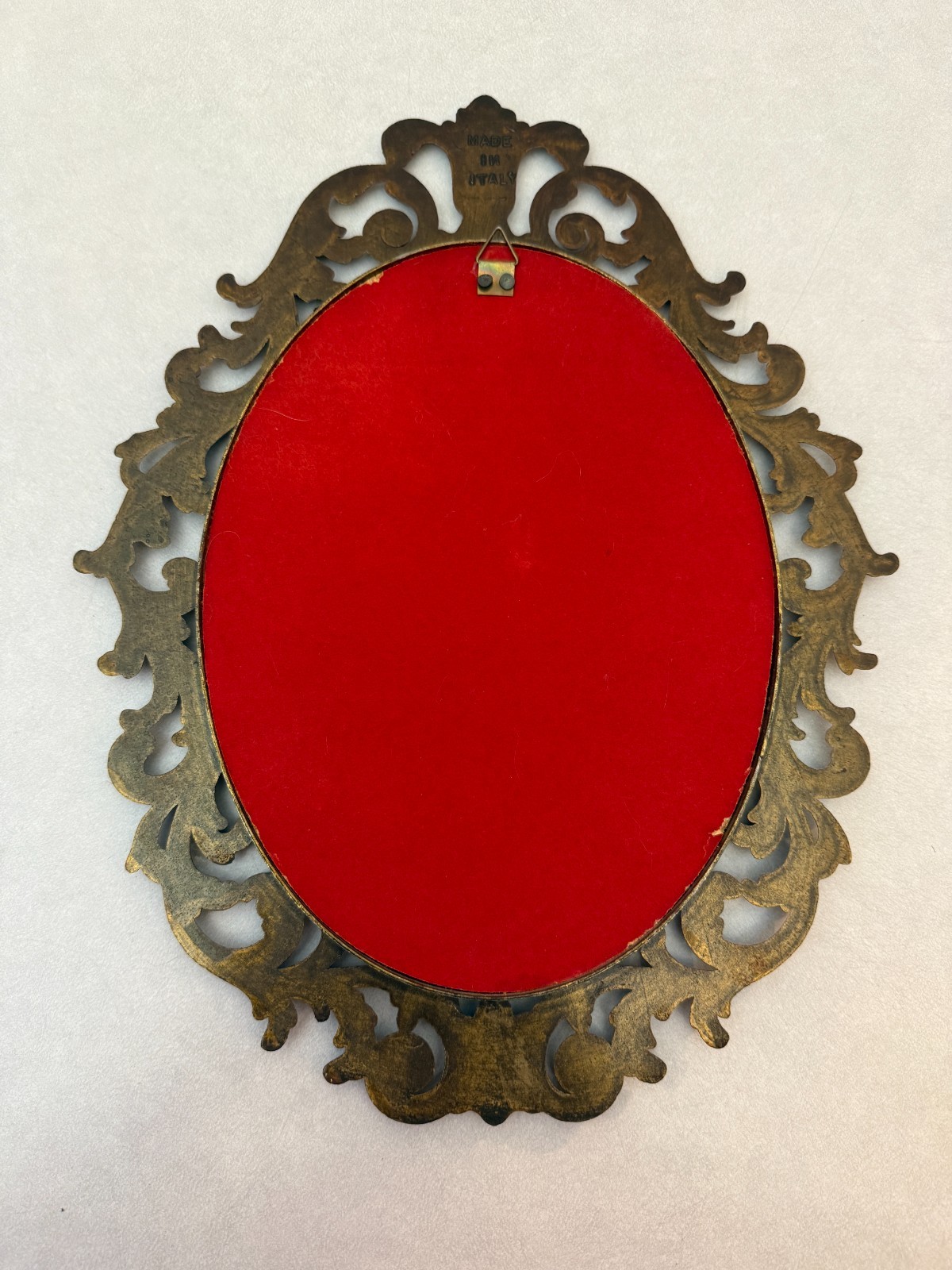 Oval Brass Framed Floral Print – Convex Bubble Glass – Floral – Made in Italy