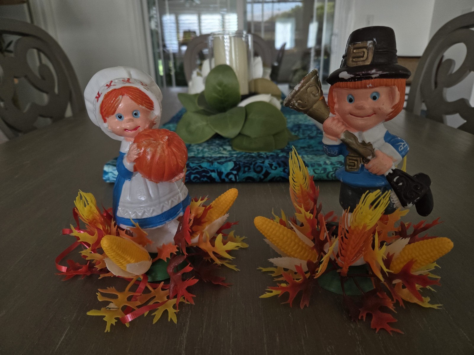 THANKSGIVING Florabelle Plastic 7.5″ Pilgrim Boy & Girl table Decorations OLD