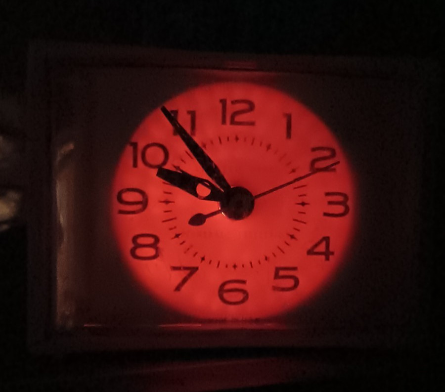 VTG LIGHTED FACE Dial General Electric Analog Alarm Clock 7299K Works 1970 GE