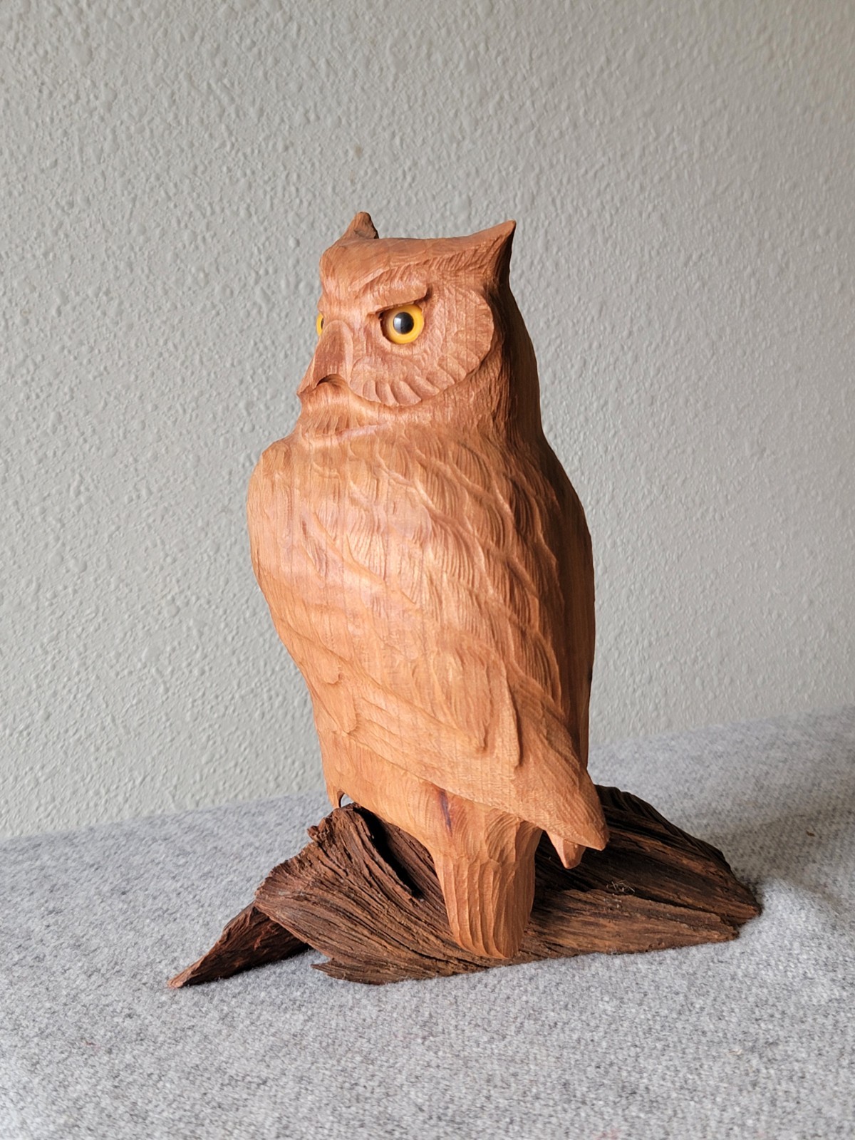 VTG 1989 Artist Carved Wood OWL on Driftwood SCULPTURE by Klingbeil (WI) 8.5″