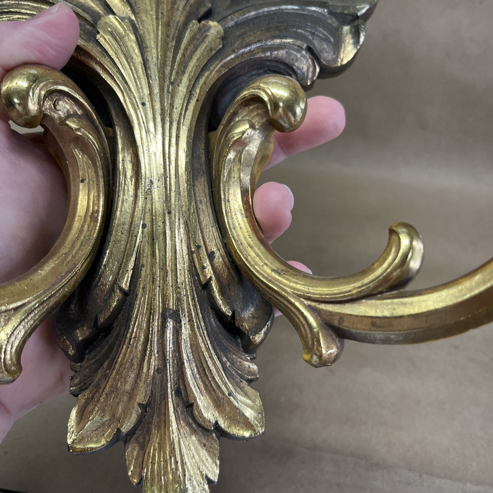 Vintage Syroco 4224 Gold Shell Wall Sconce Candle Holder Hollywood Regency *READ
