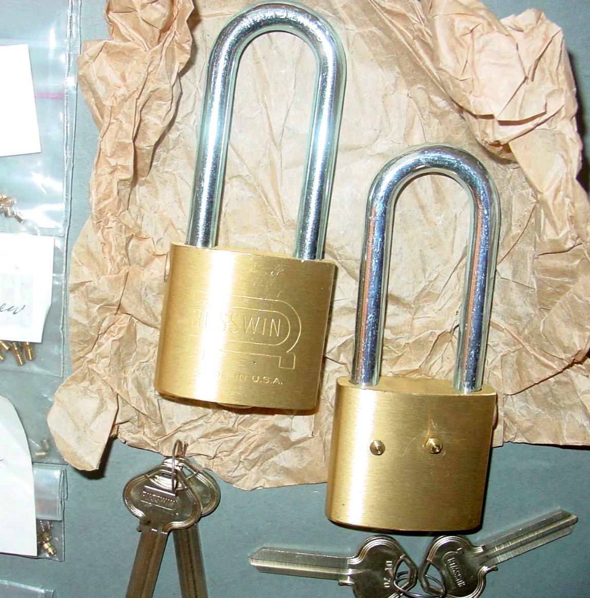 Russwin Removable Core Padlock Locksmith Custom Security Pinning Keyway Set USA