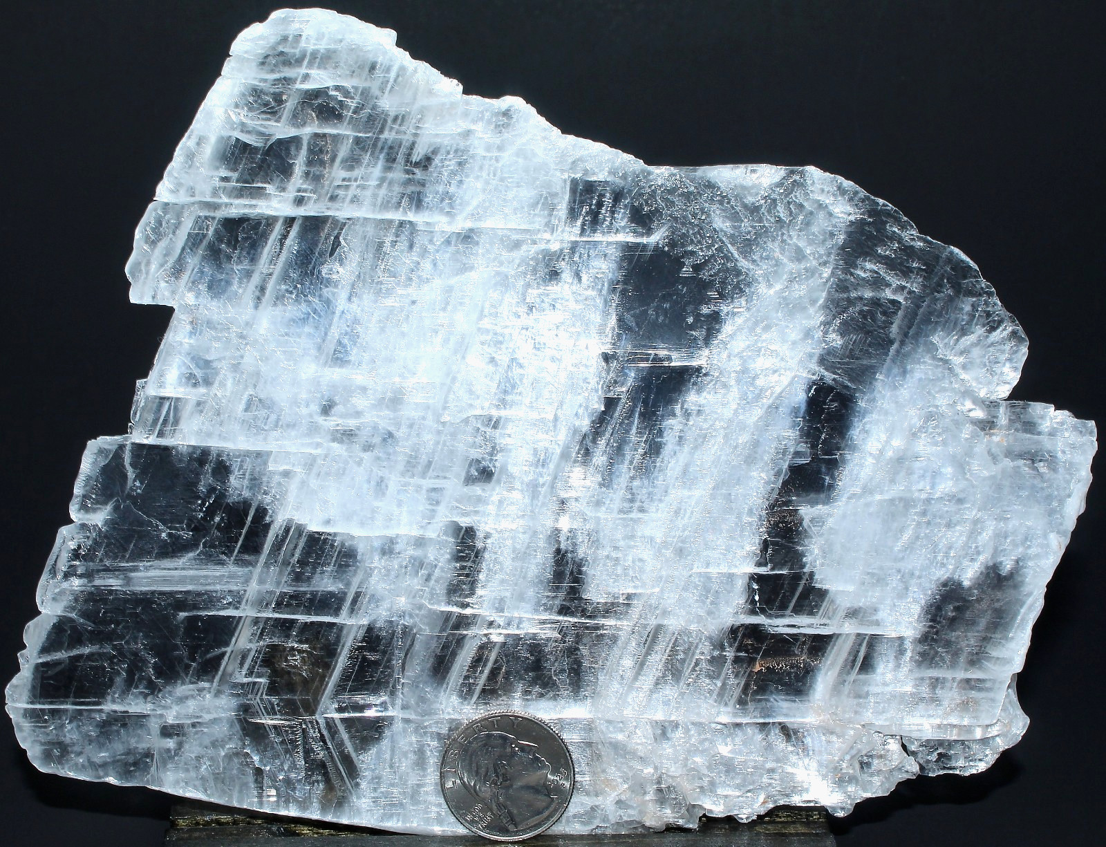 XL AAA Utah Ice Selenite Slab / 6.97″ (177.03 mm) / 15.10 oz (428.07 gr) / 3645