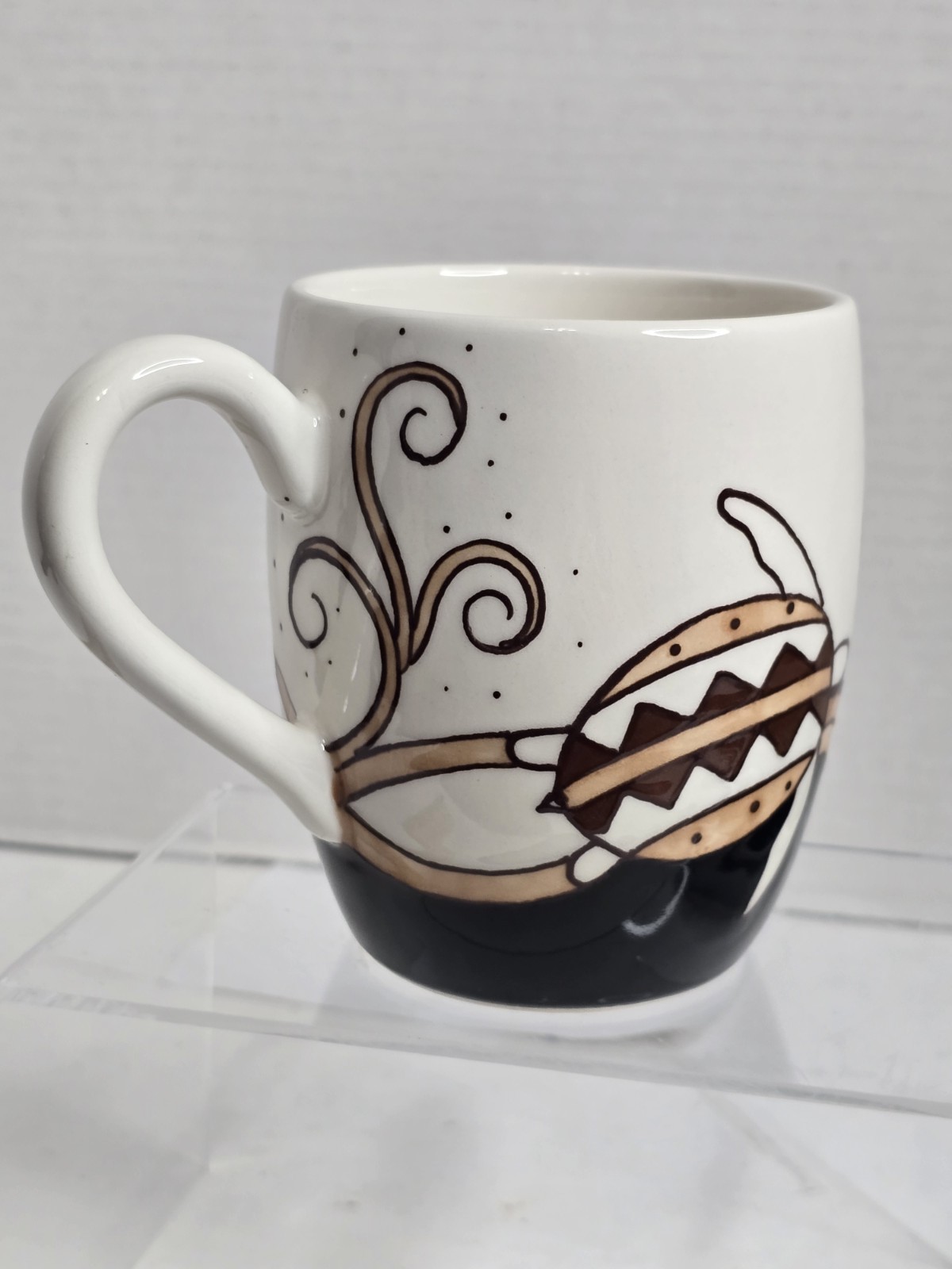 Large Banana Patch Studio Mug With Sea Turtles In Black And Brown Kauai Mint