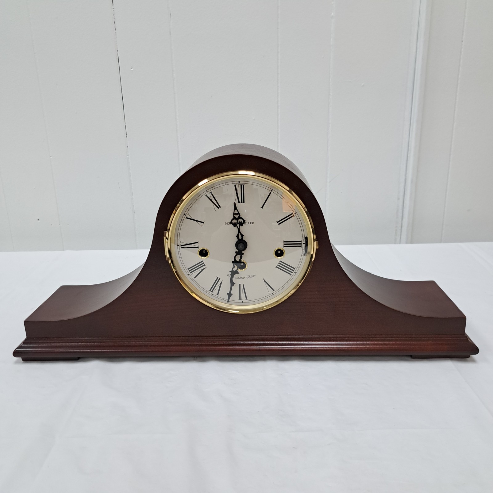 Vintage Howard Miller Mason Mantel Clock Key-Wind Wood 630‑161 Movement 354-579