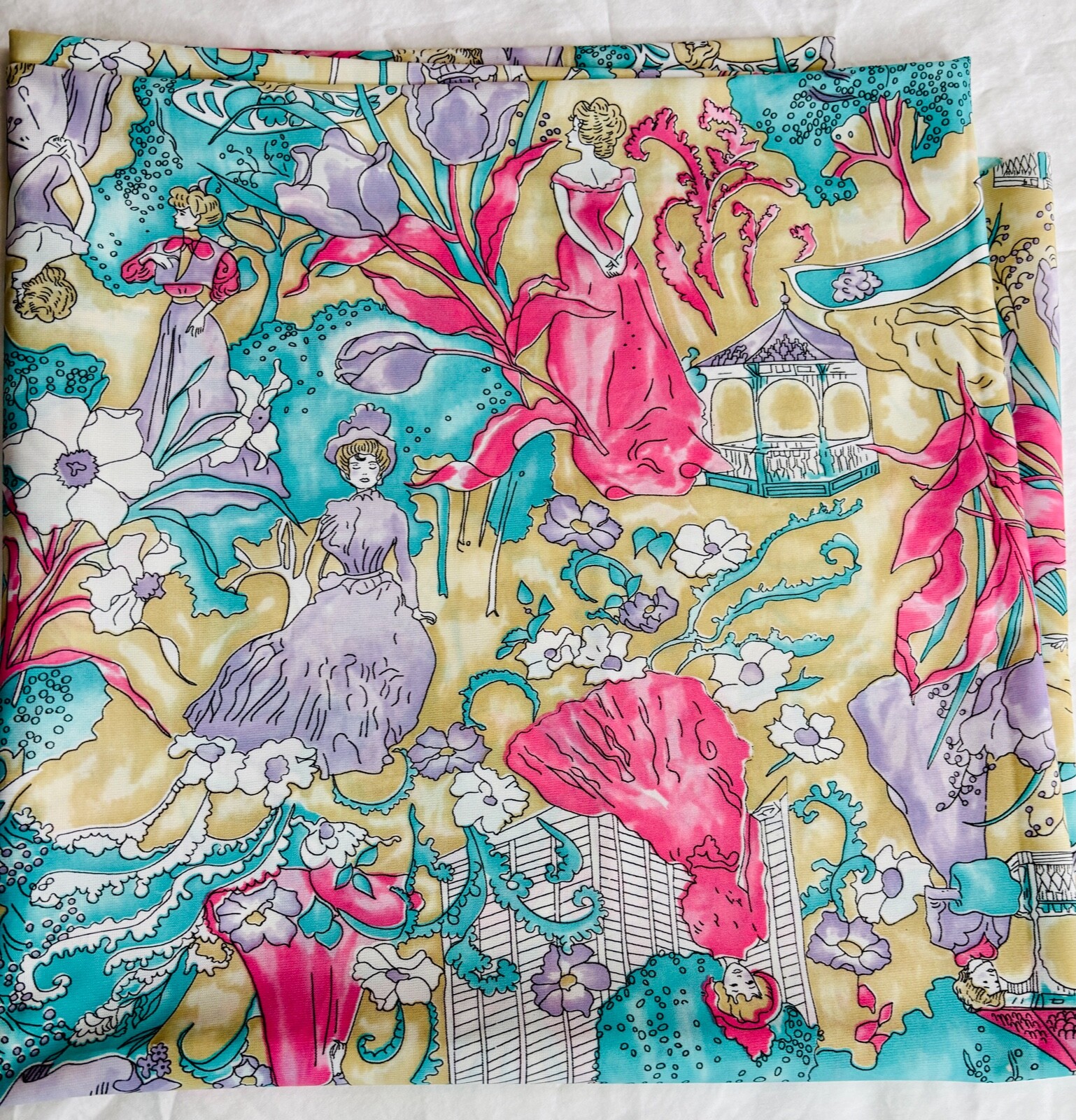 NOS 70’S VICTORIAN LADIES FLORAL PRINT POLY FABRIC PINK TAN PURPLE 54″L X 52″W