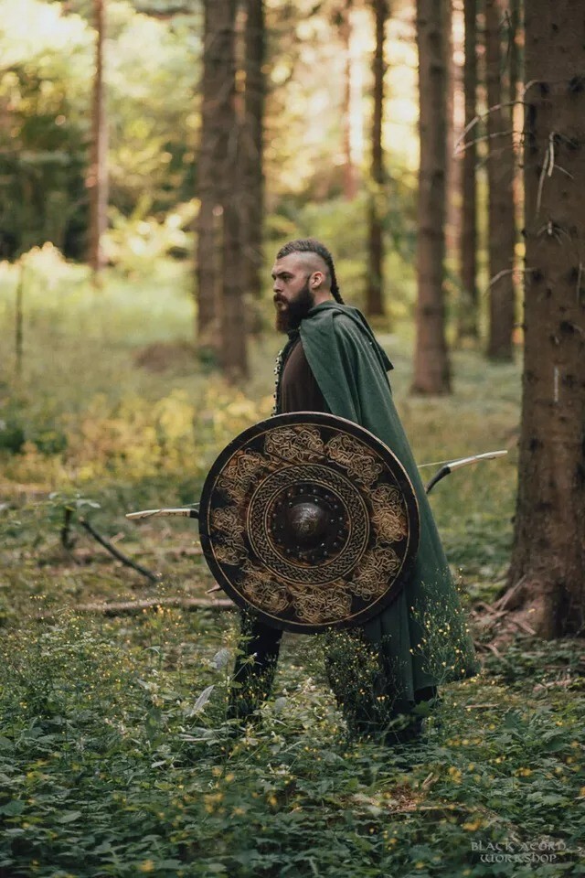 Wooden Viking Ravens Shield, Valhalla Hugin and Munin Round Shield, Anniversary