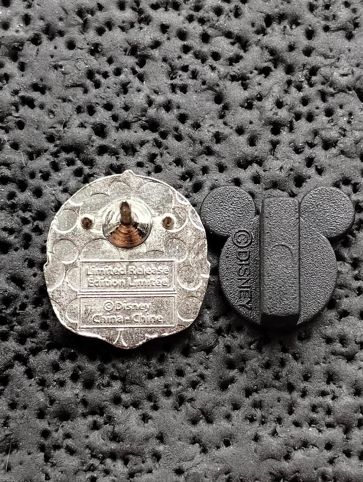 2022 Disney WDW/DLR 3E S2 It’s a Small World Dutch Girl Tiny Kingdom Trading Pin