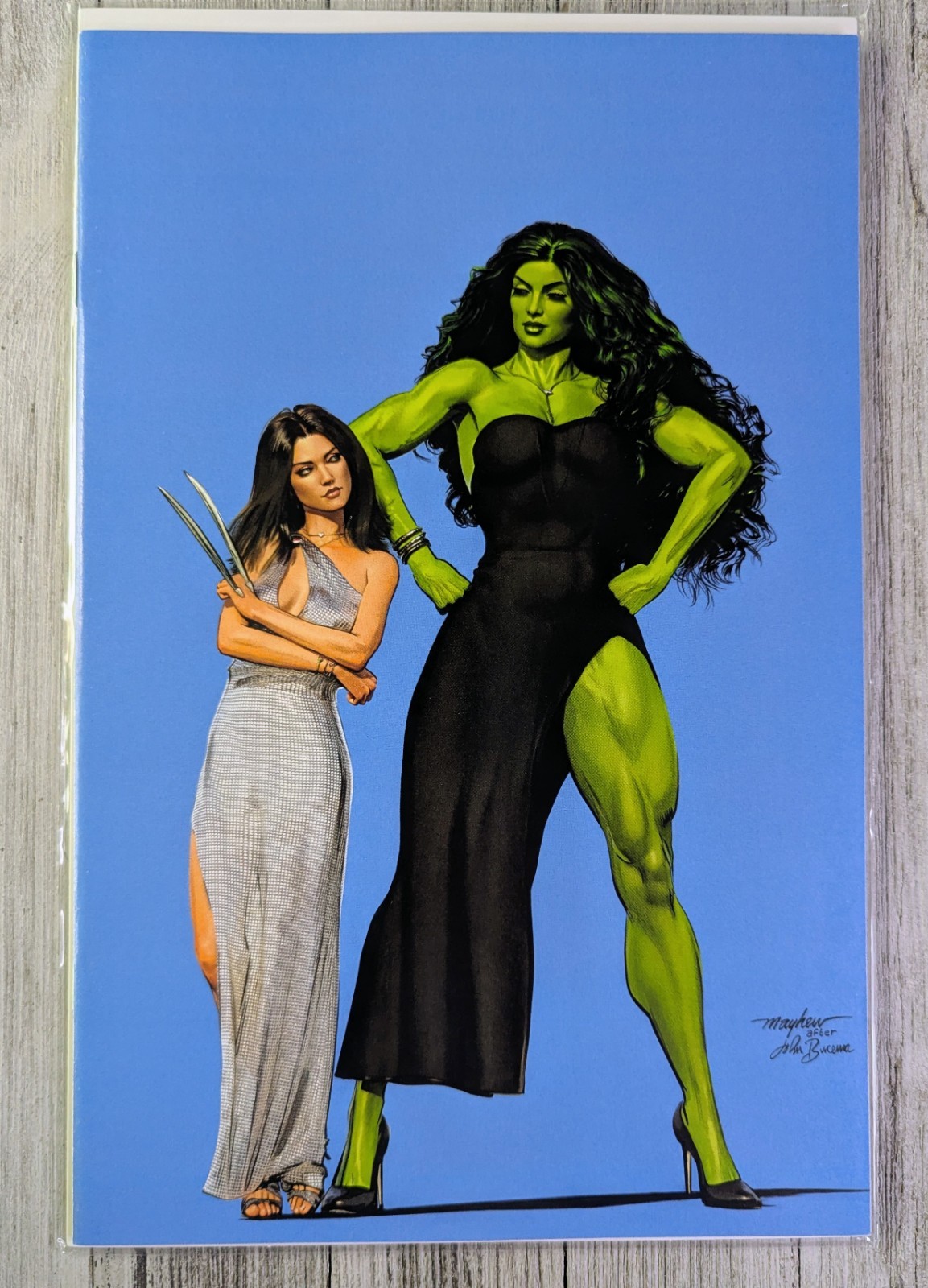 She-Hulk #1 Marvel Comics Mike Mayhew Variant Cover Trade Dress No Title Ver