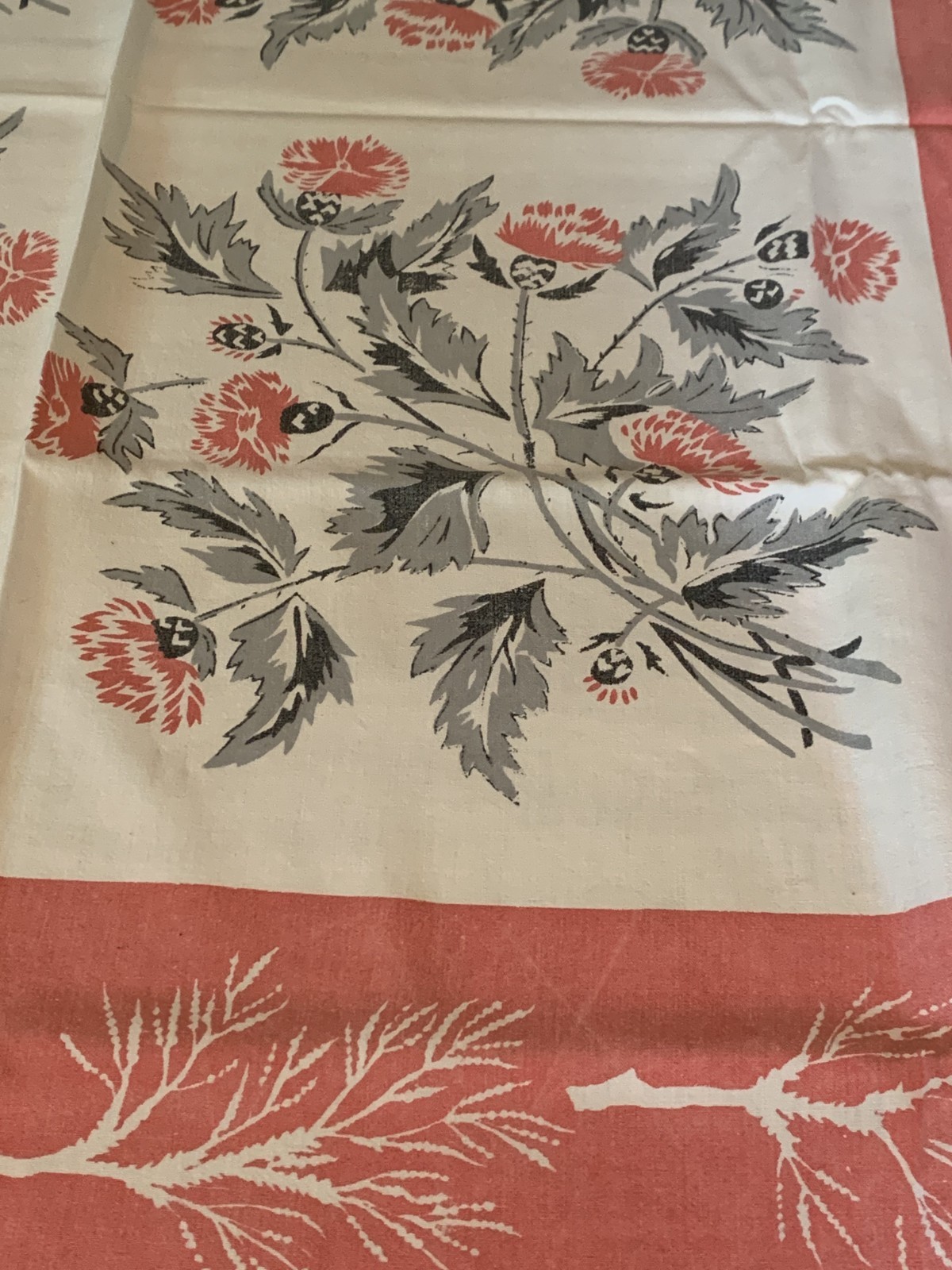 Vtg 50s Floral Pink Gray Rectangular Cotton Print Tablecloth Carnations 44 X 60”