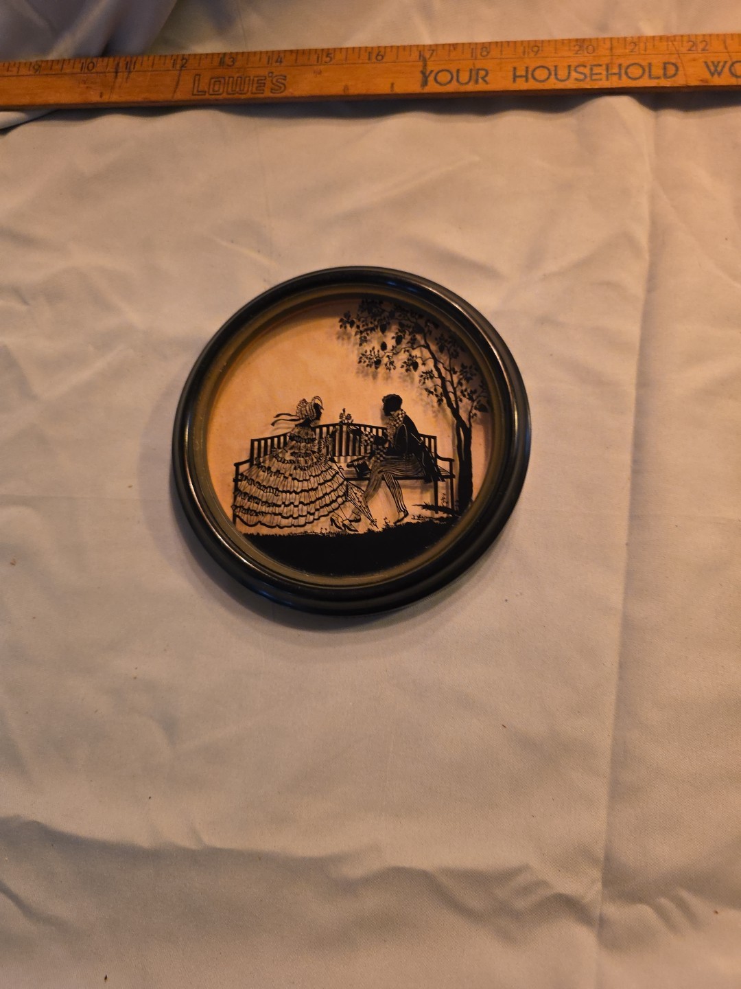 Vintage Round Silhouette Art – Victorian Style Bench Scene