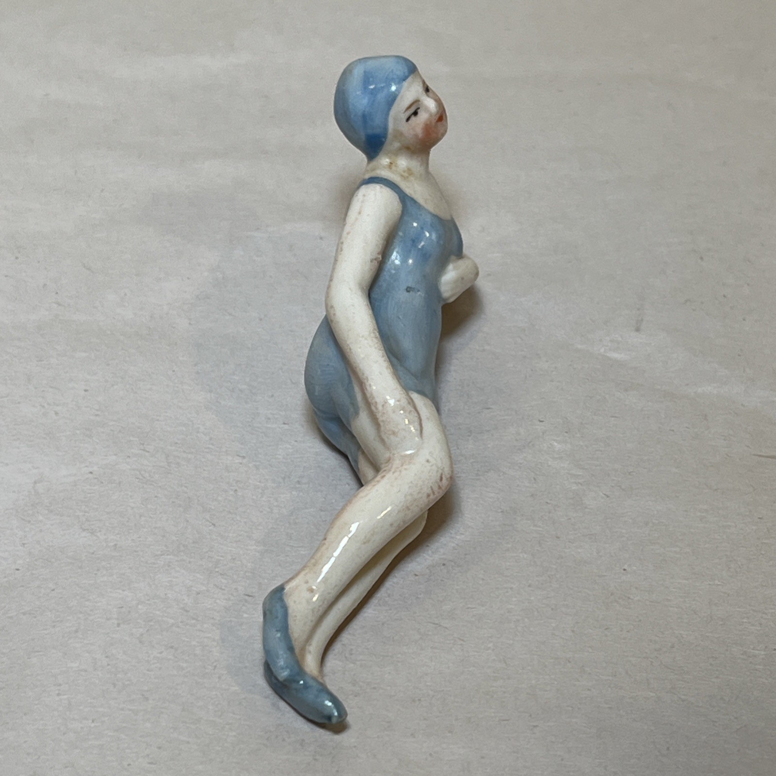 Antique German Art Deco Bisque Bathing Beauty Blue Suit Cap Laying Germany 6875