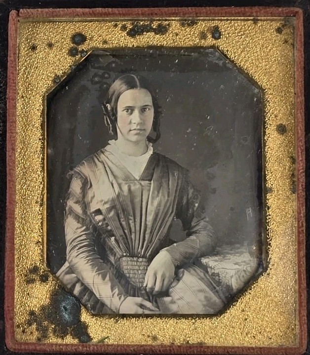 Antique Full Case Daguerreotype Photo Young Beautiful Victorian Woman Girl Dress