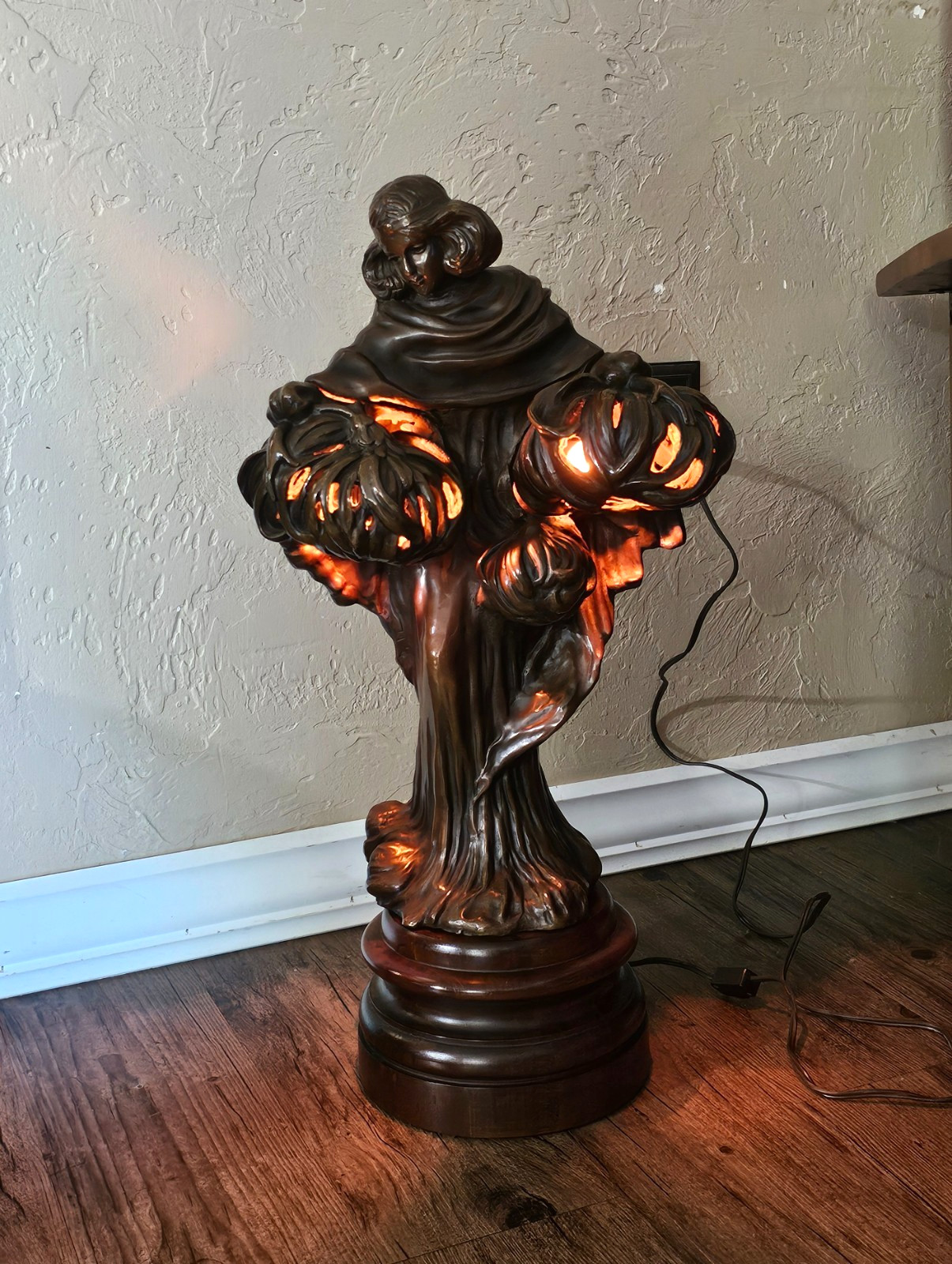 Solid Bronze Figural Lamp Art Nouveau Style Woman w/ Pumpkins 24″ H 20 lbs