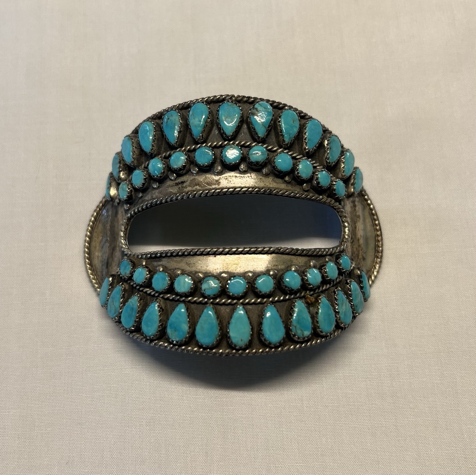 Vintage Navajo hair holder it’s missing the stick