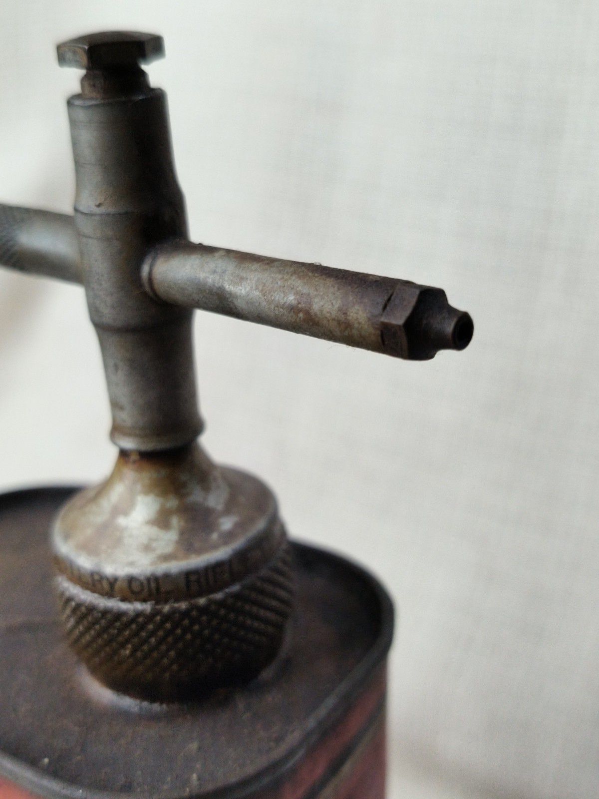 Rare Vintage 1920’s Marvel Mystery Oil Rifle Service Can 1 Pint With Pump Petro